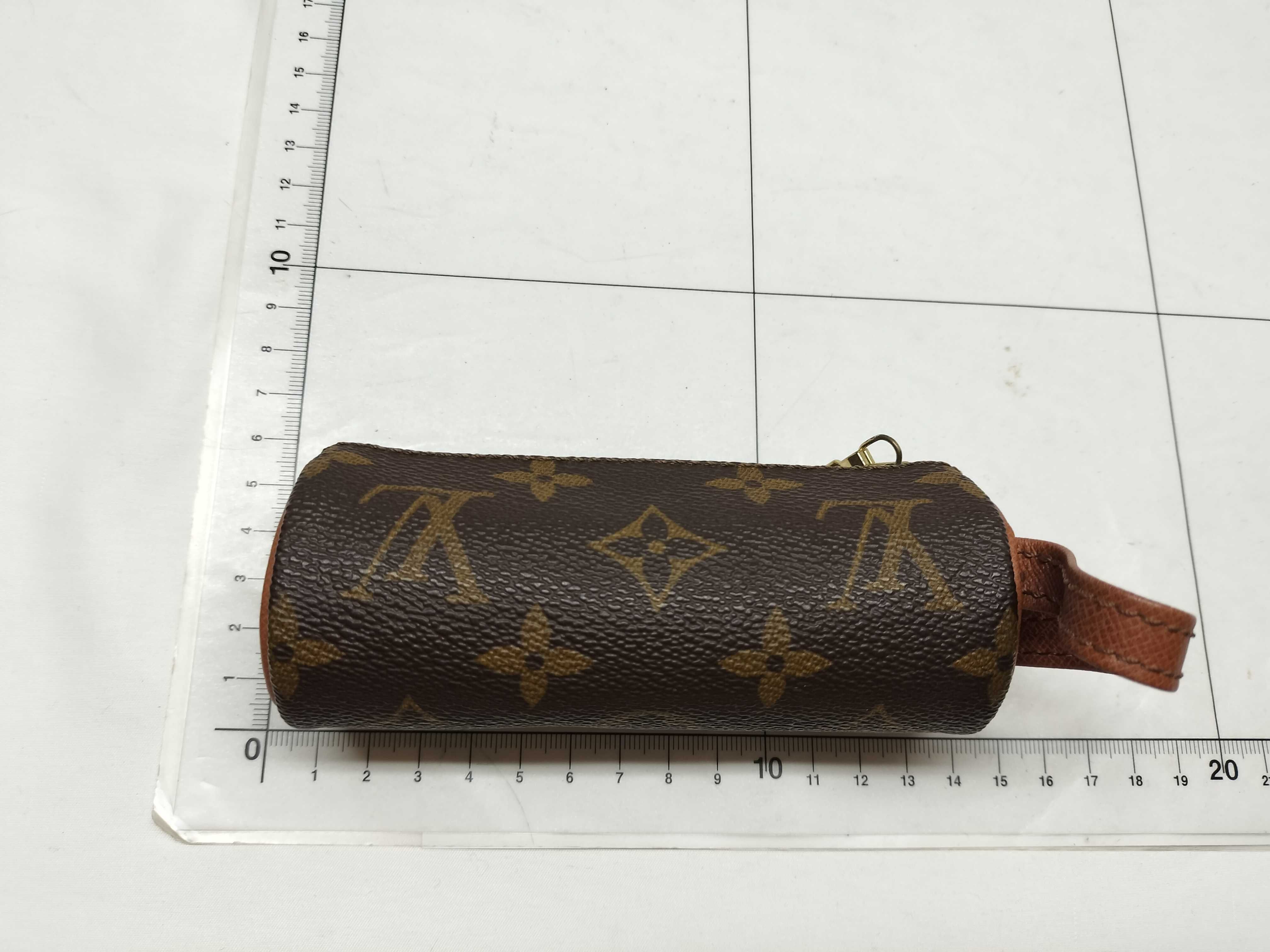 Monogram Golf Ball Pouch Etui Trois Balls de Pouch — view 2