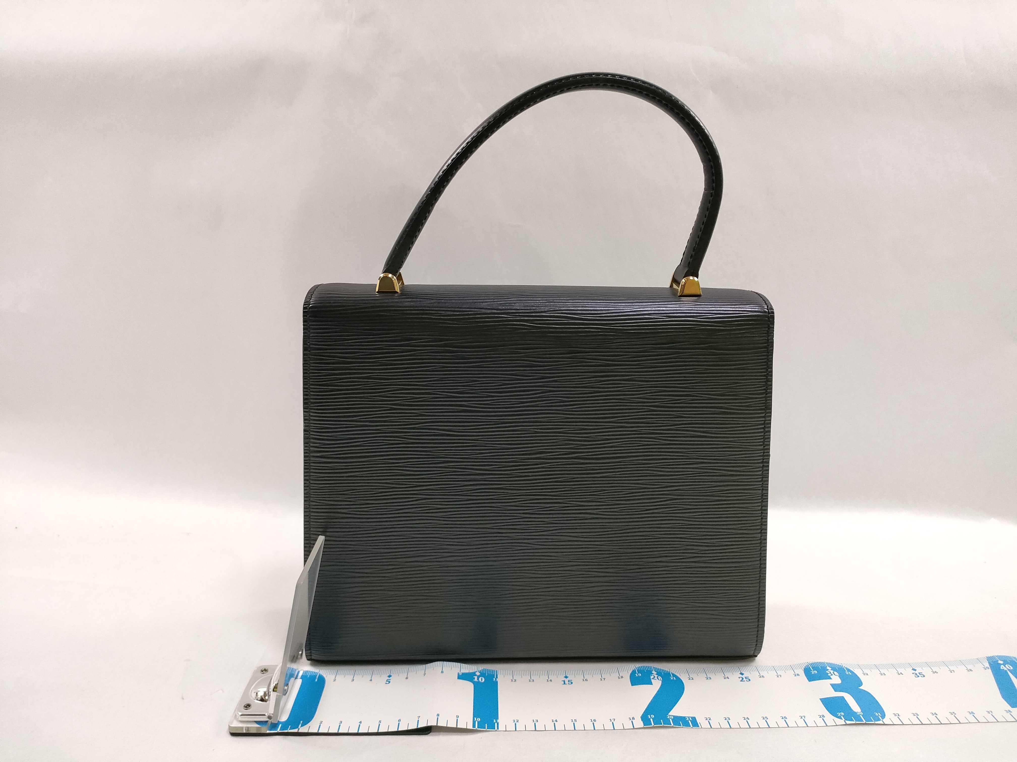Epi M52372 LV Malesherbes Epi Noir Handbag — view 2