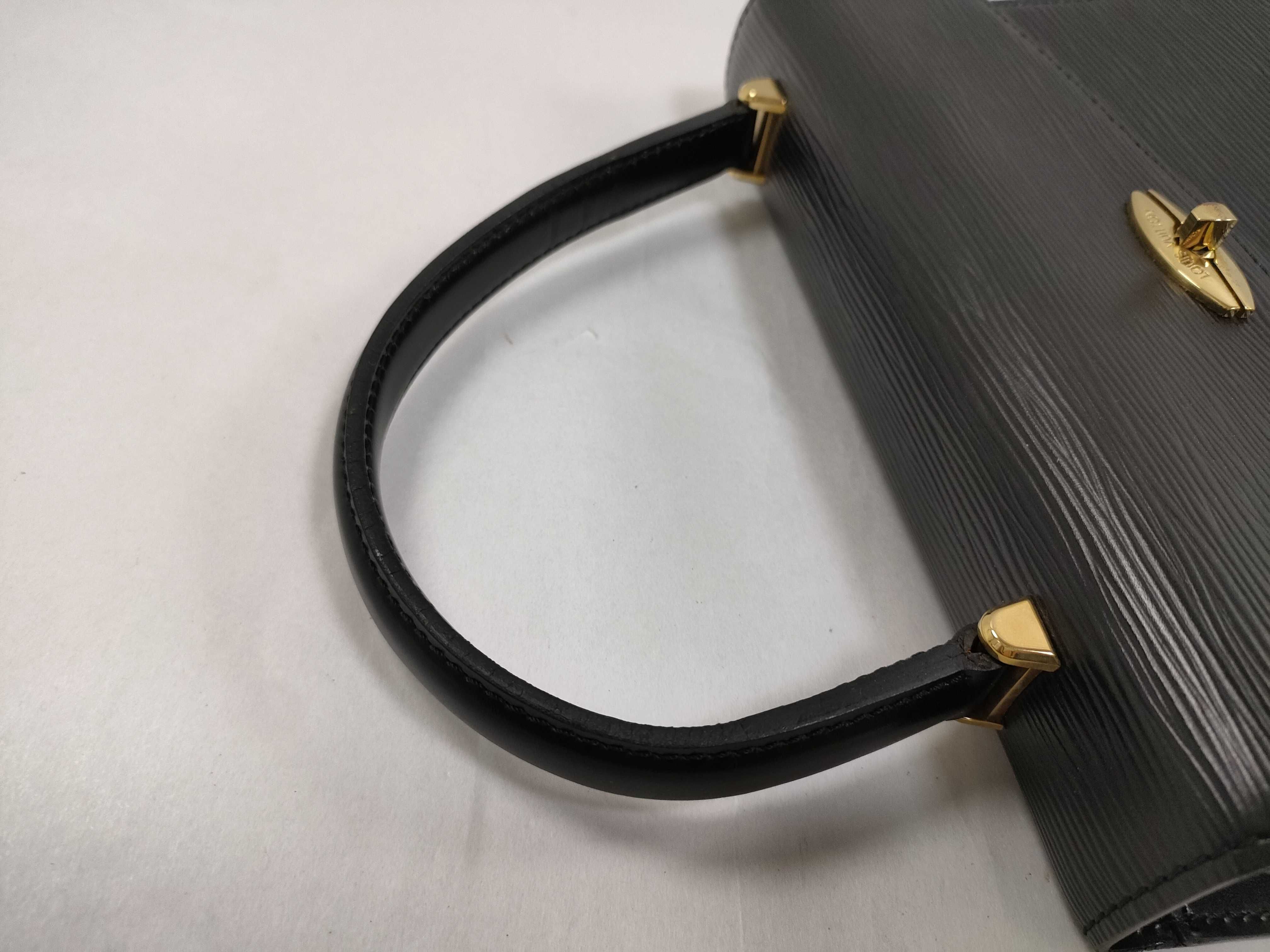 Epi M52372 LV Malesherbes Epi Noir Handbag — view 3