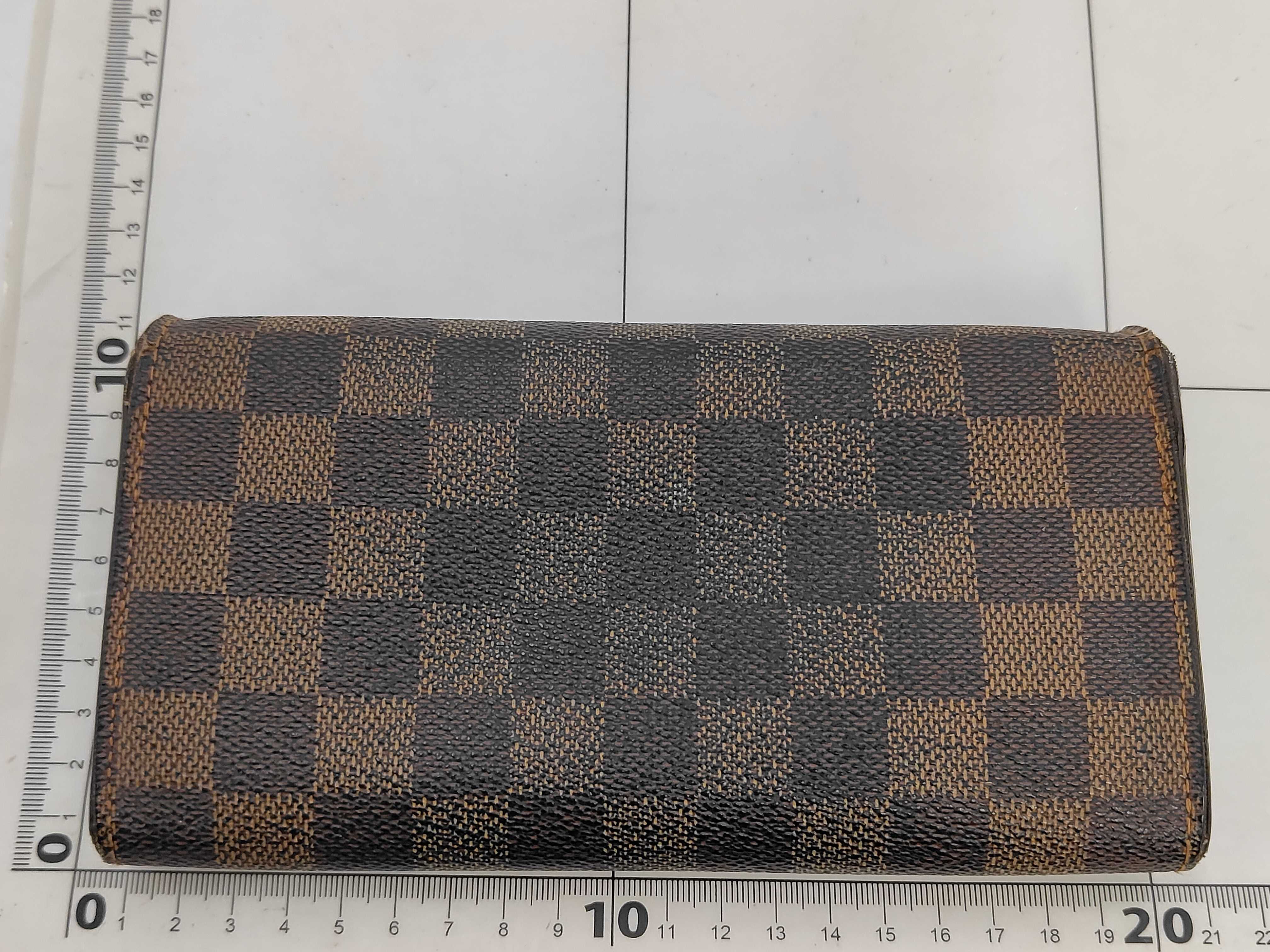 Damier Louis Vuitton Damier Portefeuille Sarah CA1068 Wallet — view 2