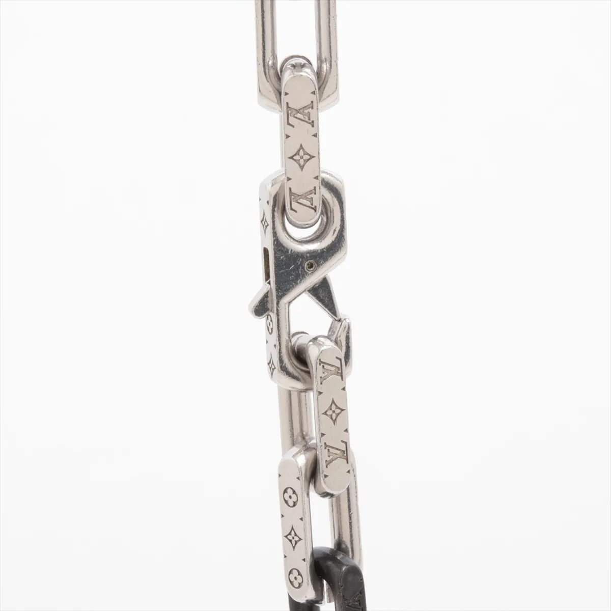 M00677 Collier Monogram Chain Necklace LE4212, Metal, Black, with dents, — view 4