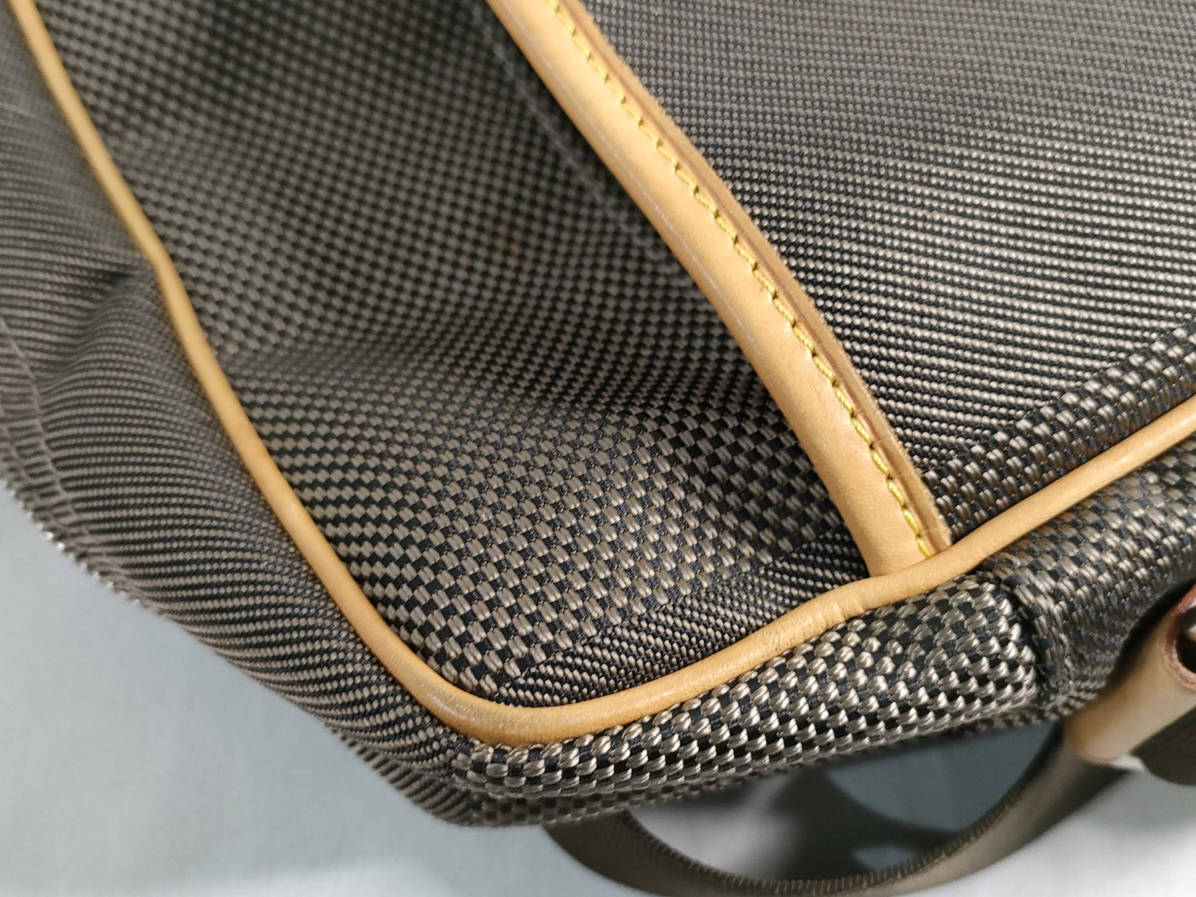 Damier Geant — view 15
