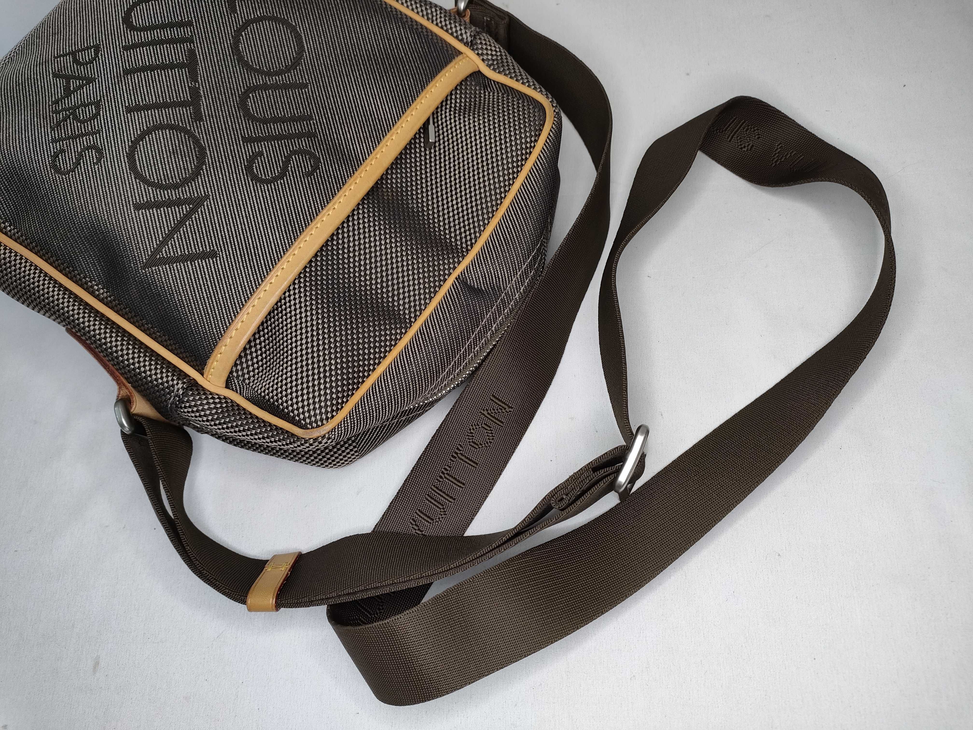 Damier Geant — view 3