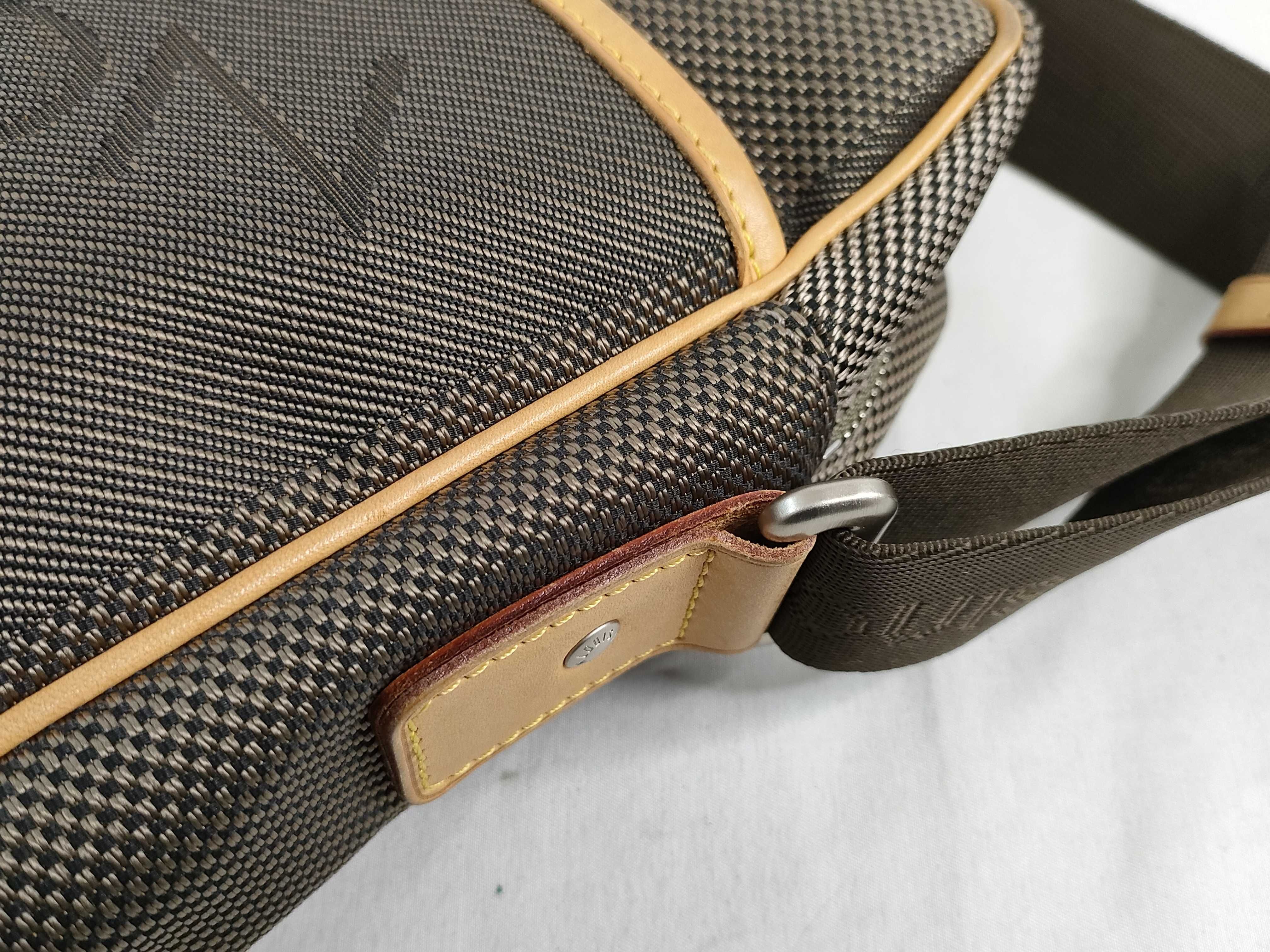Damier Geant — view 5