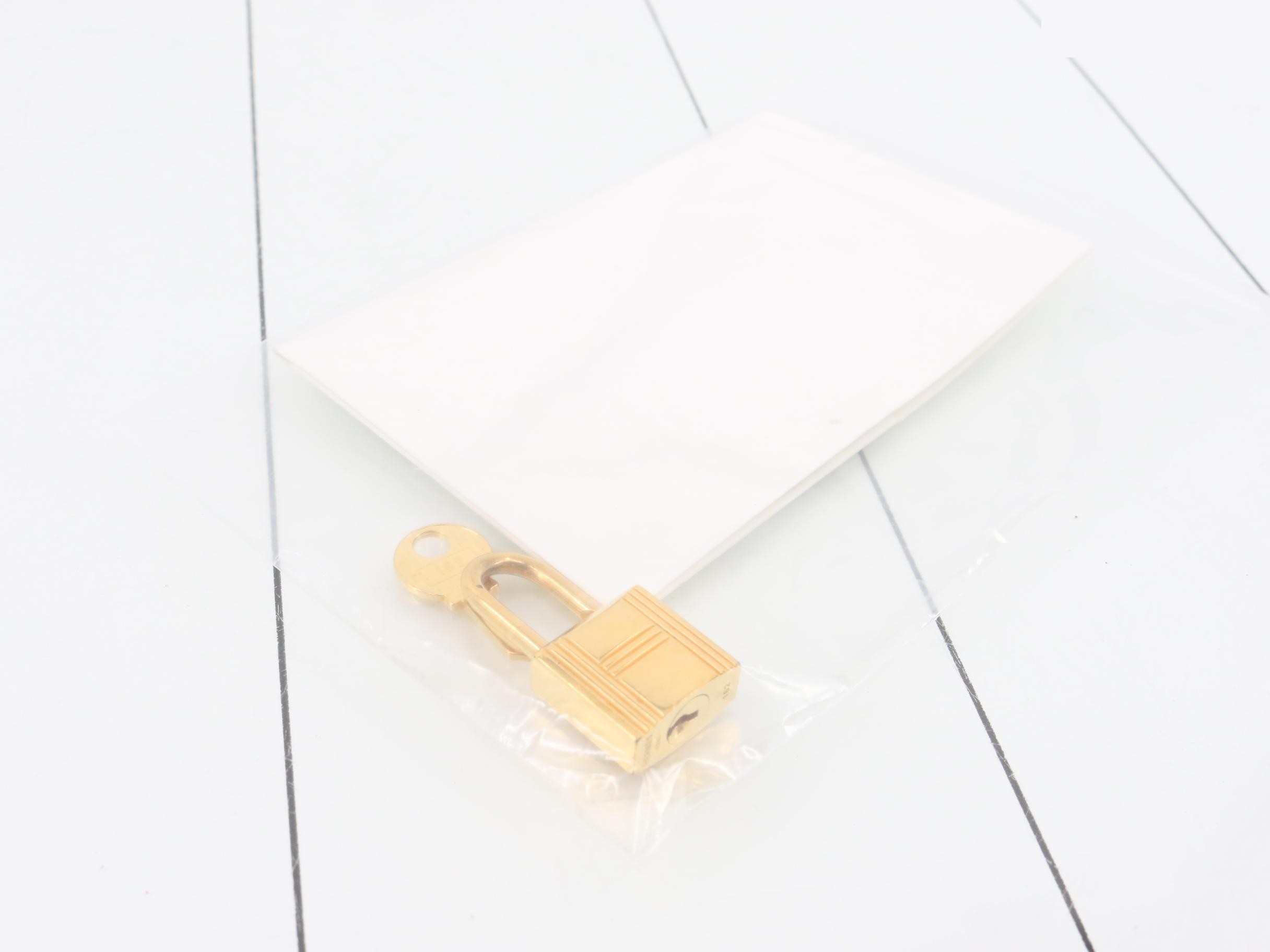 Picotin Lock Leather Handbag, Y Stamp — view 7