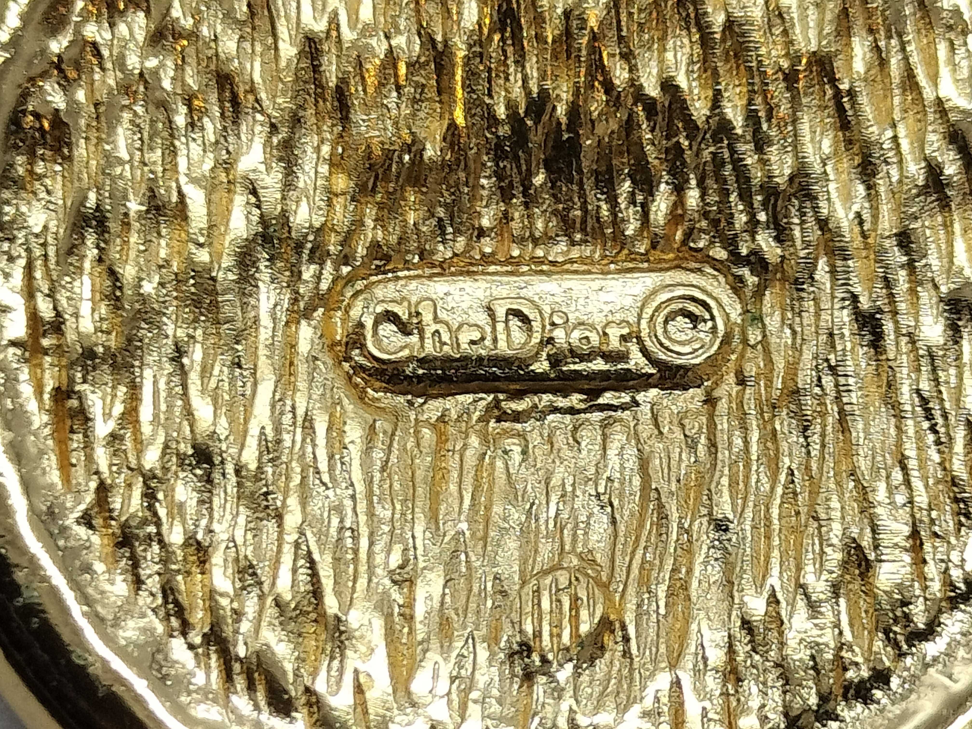 necklace — view 4