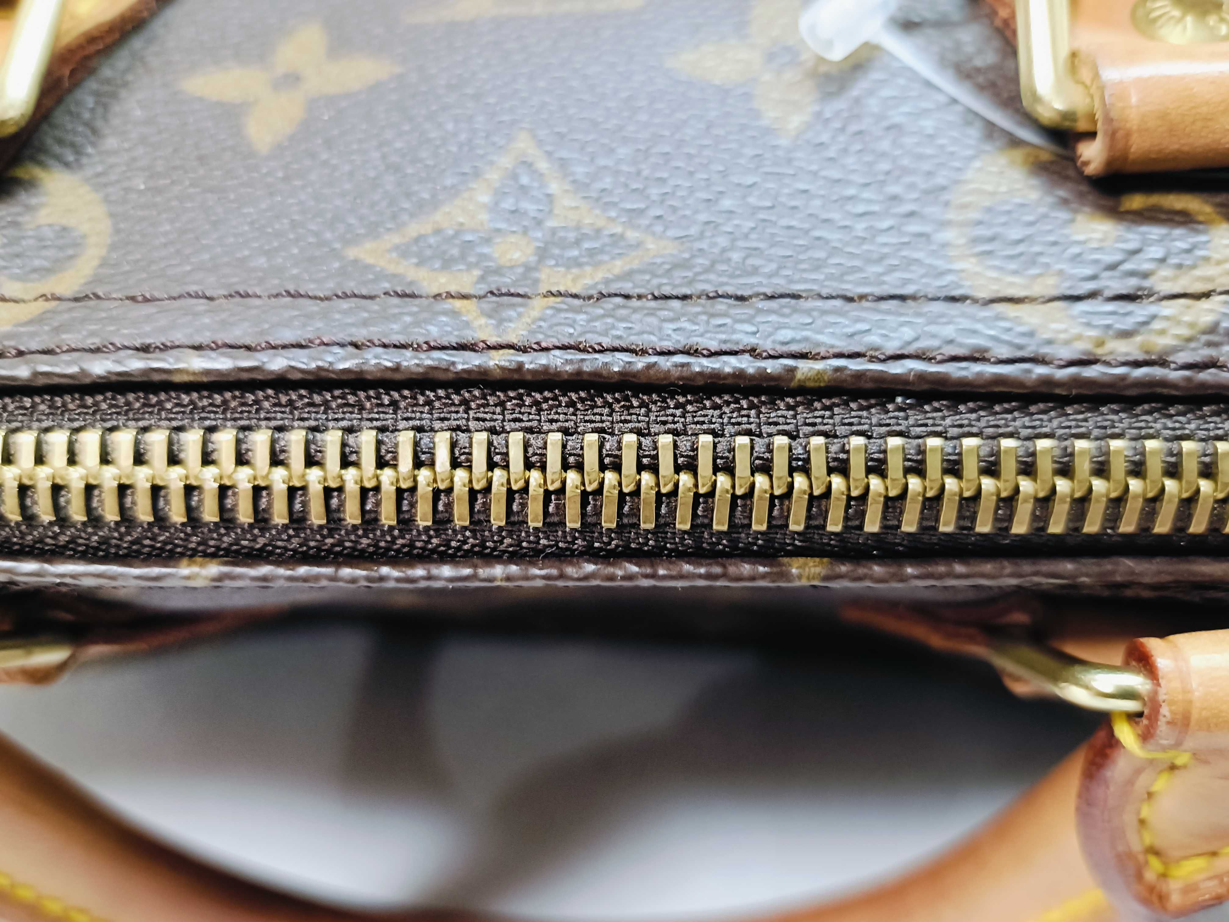 Monogram M41109 Speedy 25 Handbag — view 9