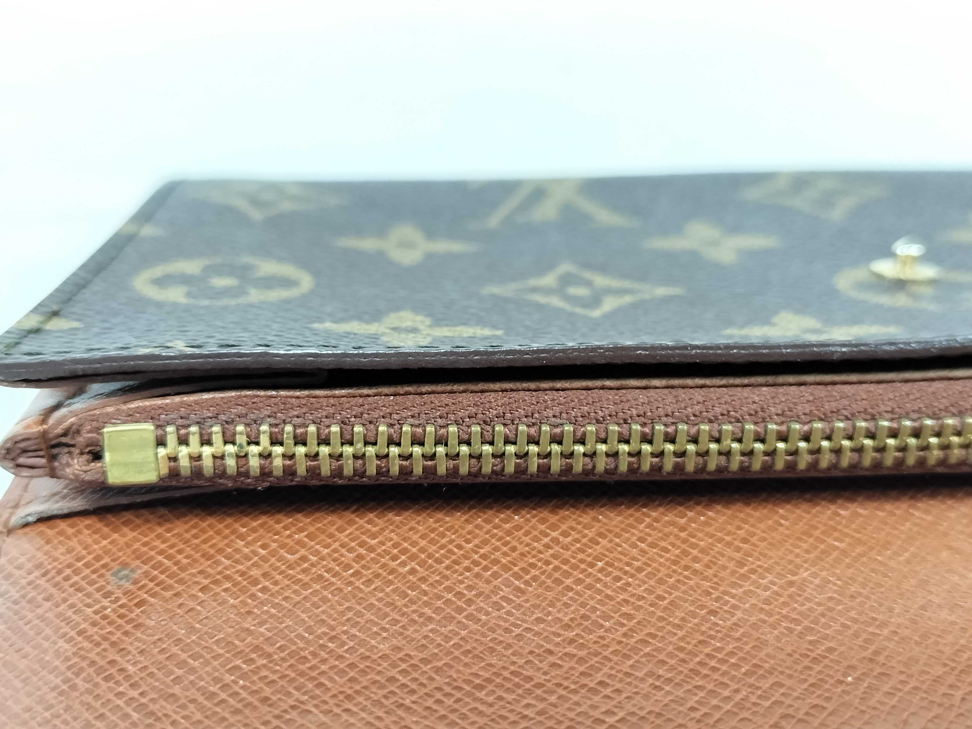 Monogram Louis Vuitton Monogram Portefeuille Sarah Long Wallet — view 9