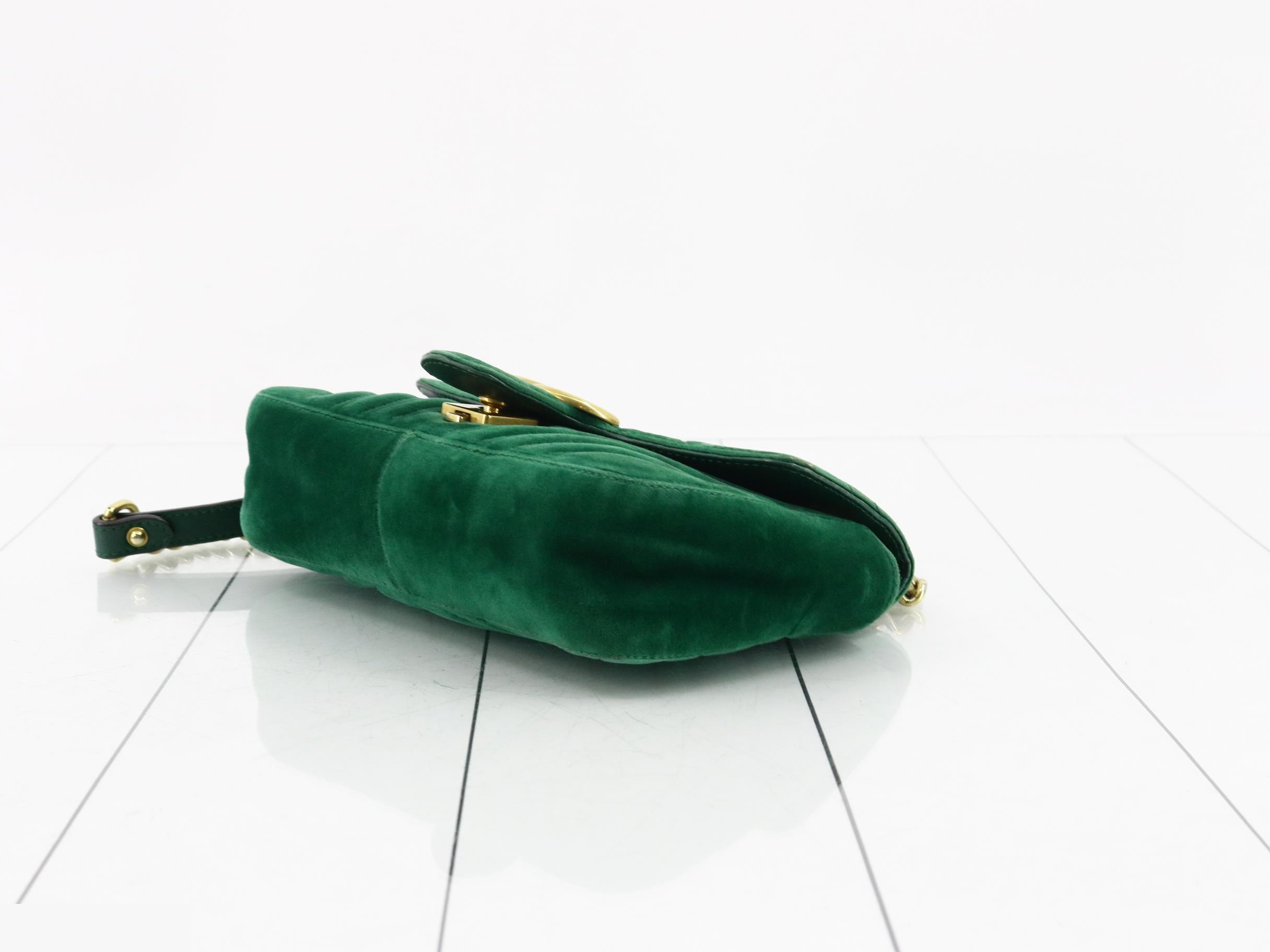 GG Marmont Velvet Chain Shoulder Bag — view 6