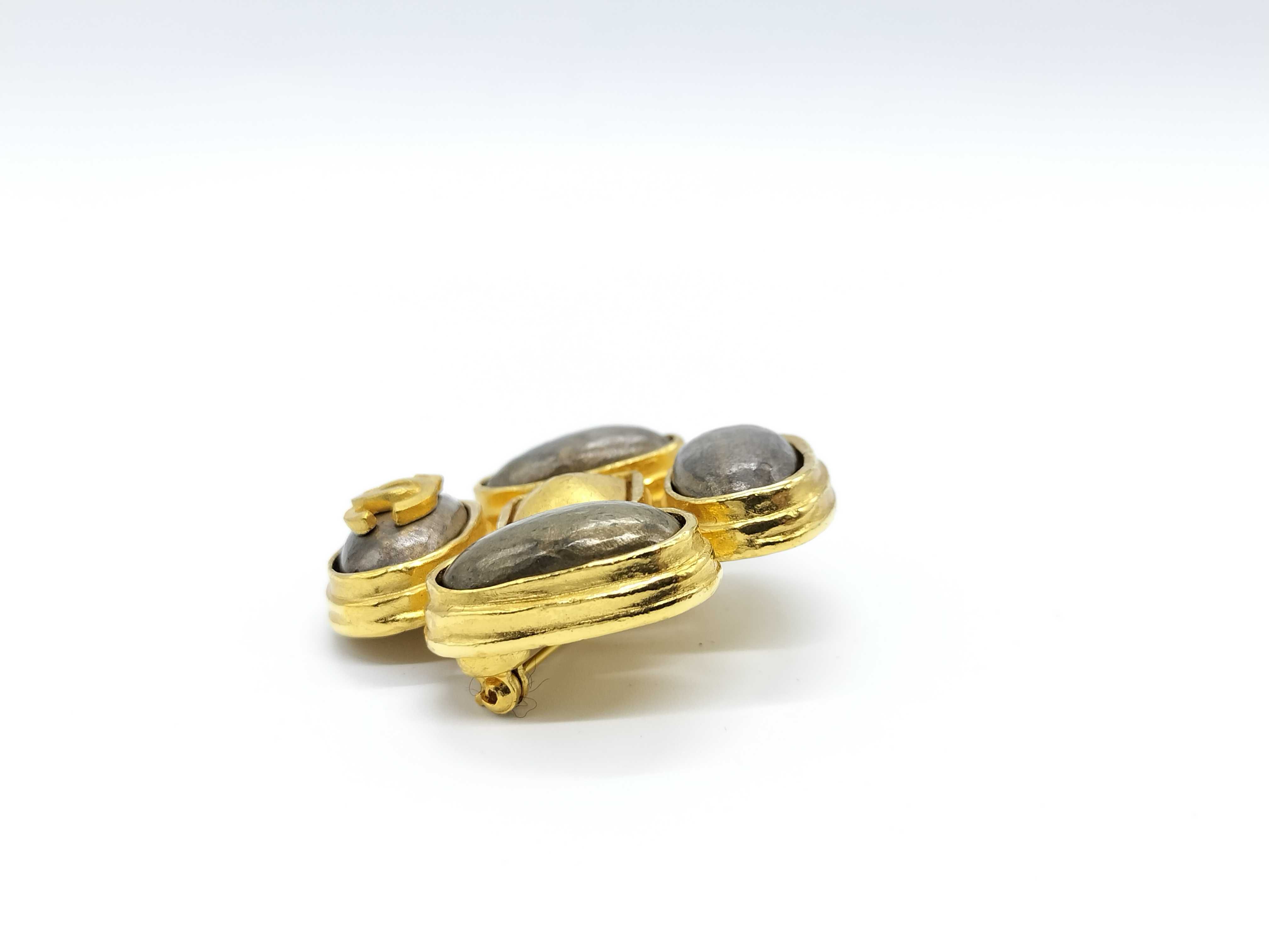 Brooch, Brownstone, 97 A Brooch — view 2