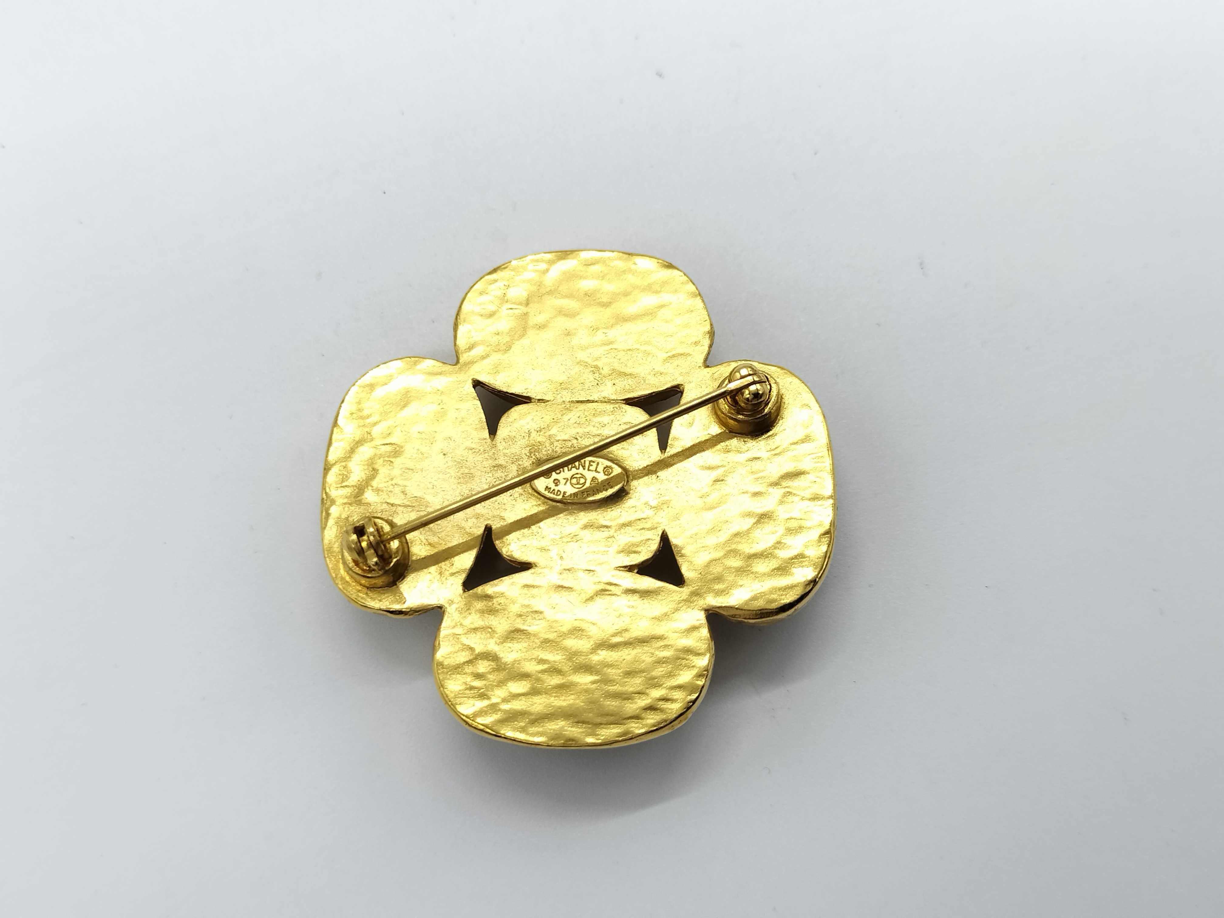 Brooch, Brownstone, 97 A Brooch — view 3