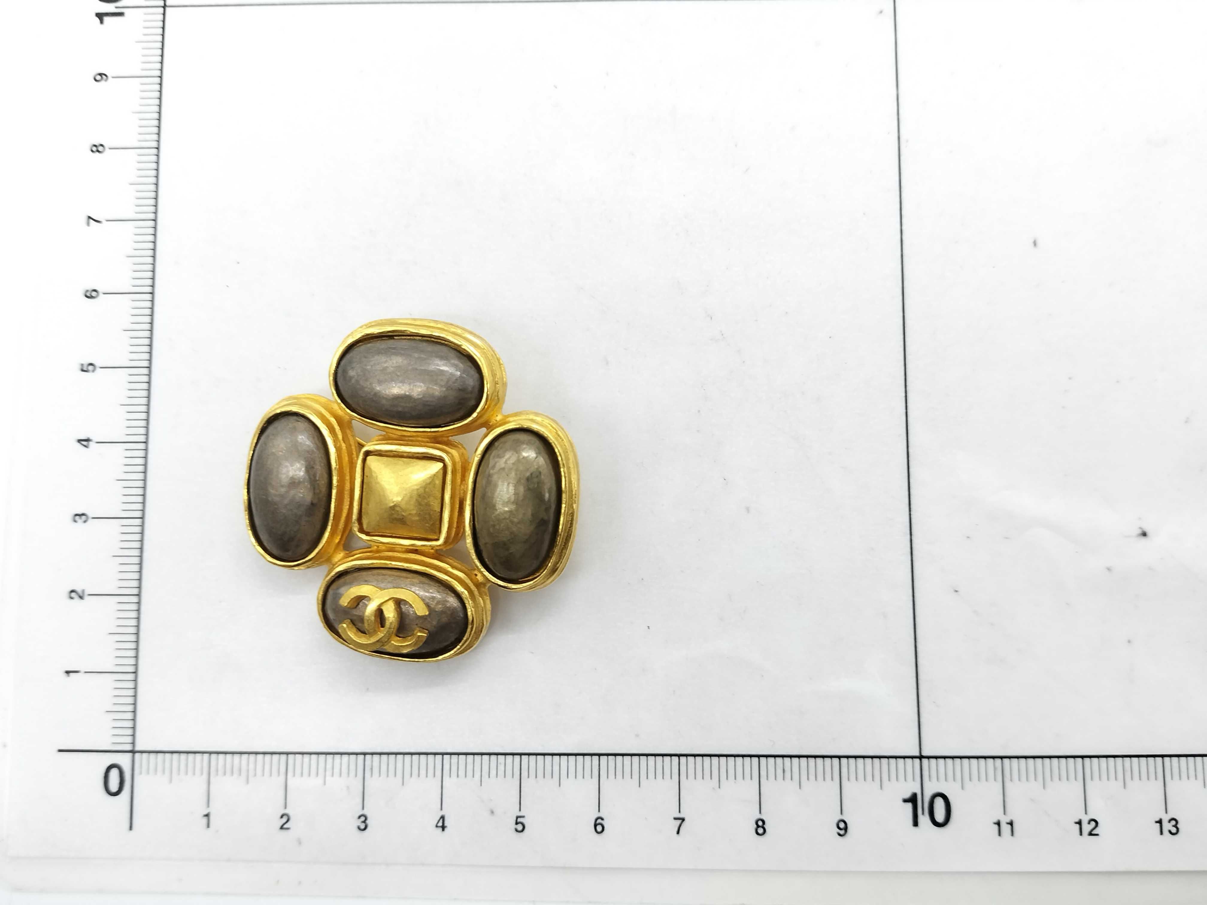 Brooch, Brownstone, 97 A Brooch — view 6