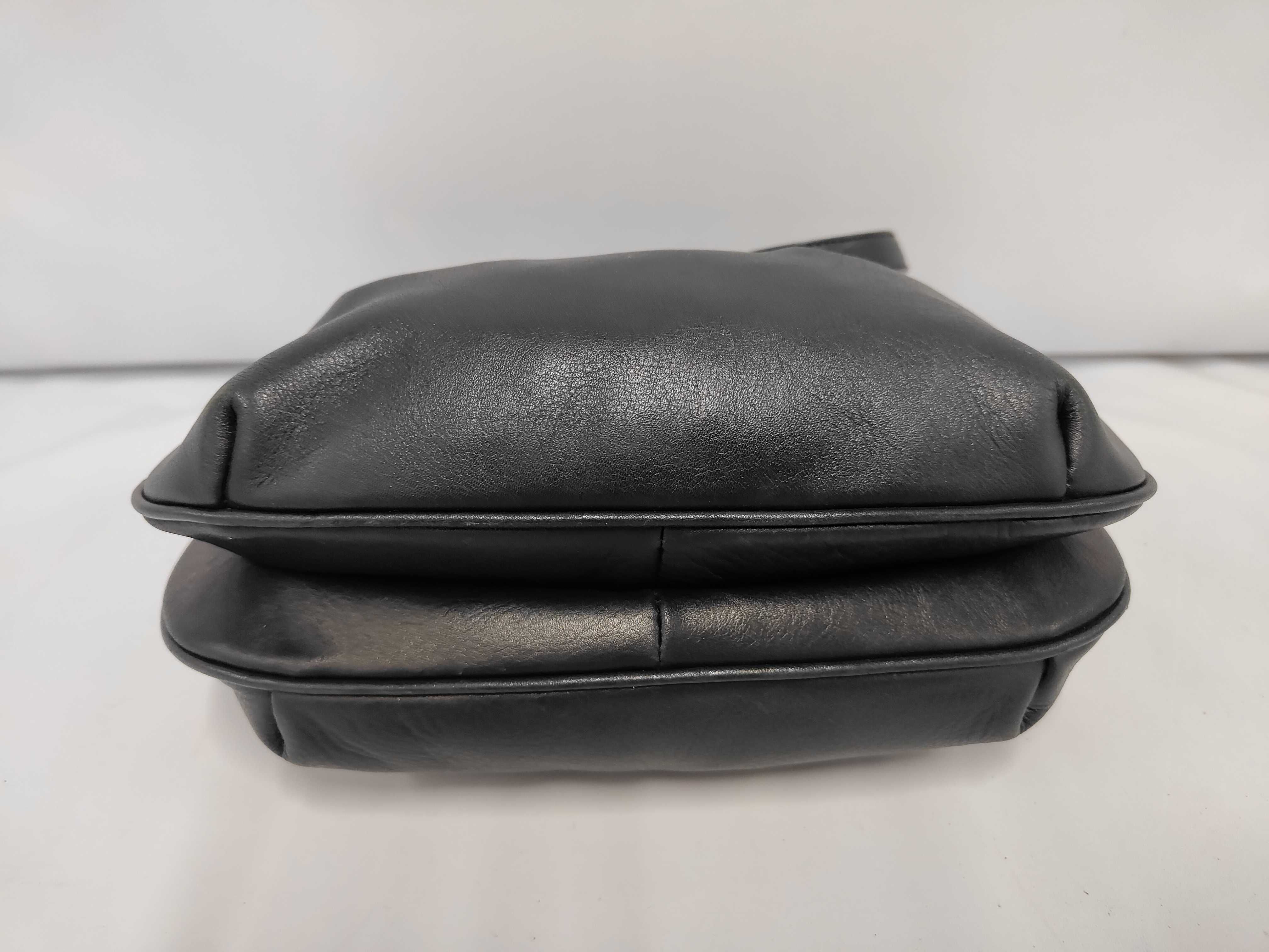 Old Vintage Macadam Leather Handbag — view 3