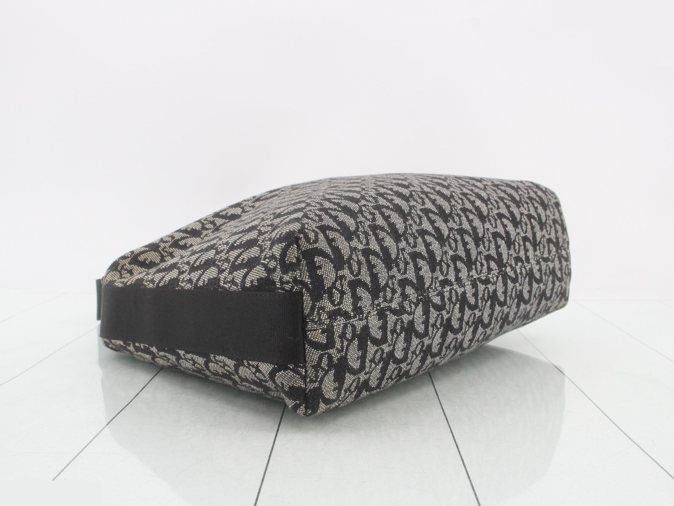 Trotter (bag) - Shoulder bag — view 5