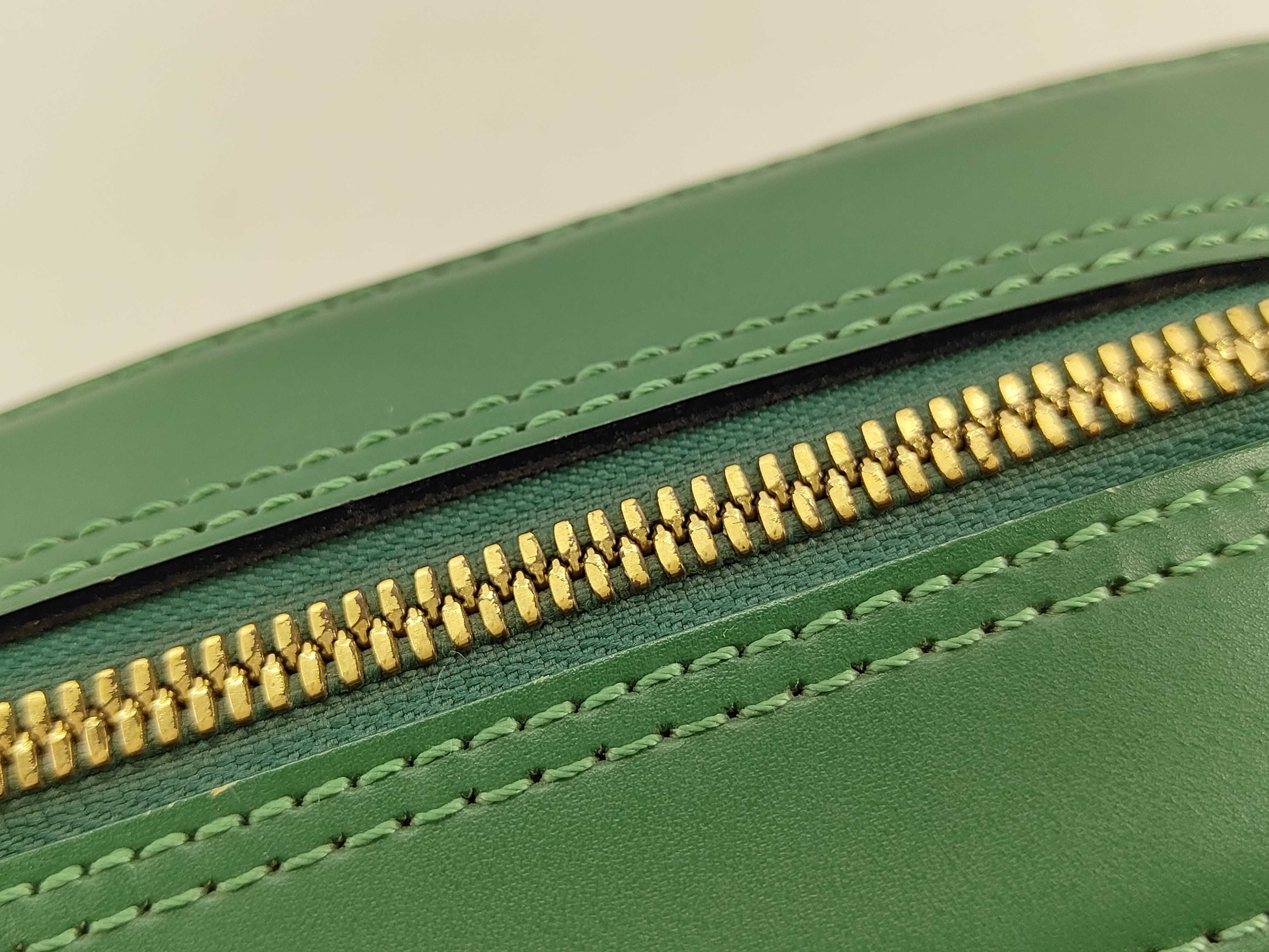 Epi Louis Vuitton Epi Sablon Handbag — view 7