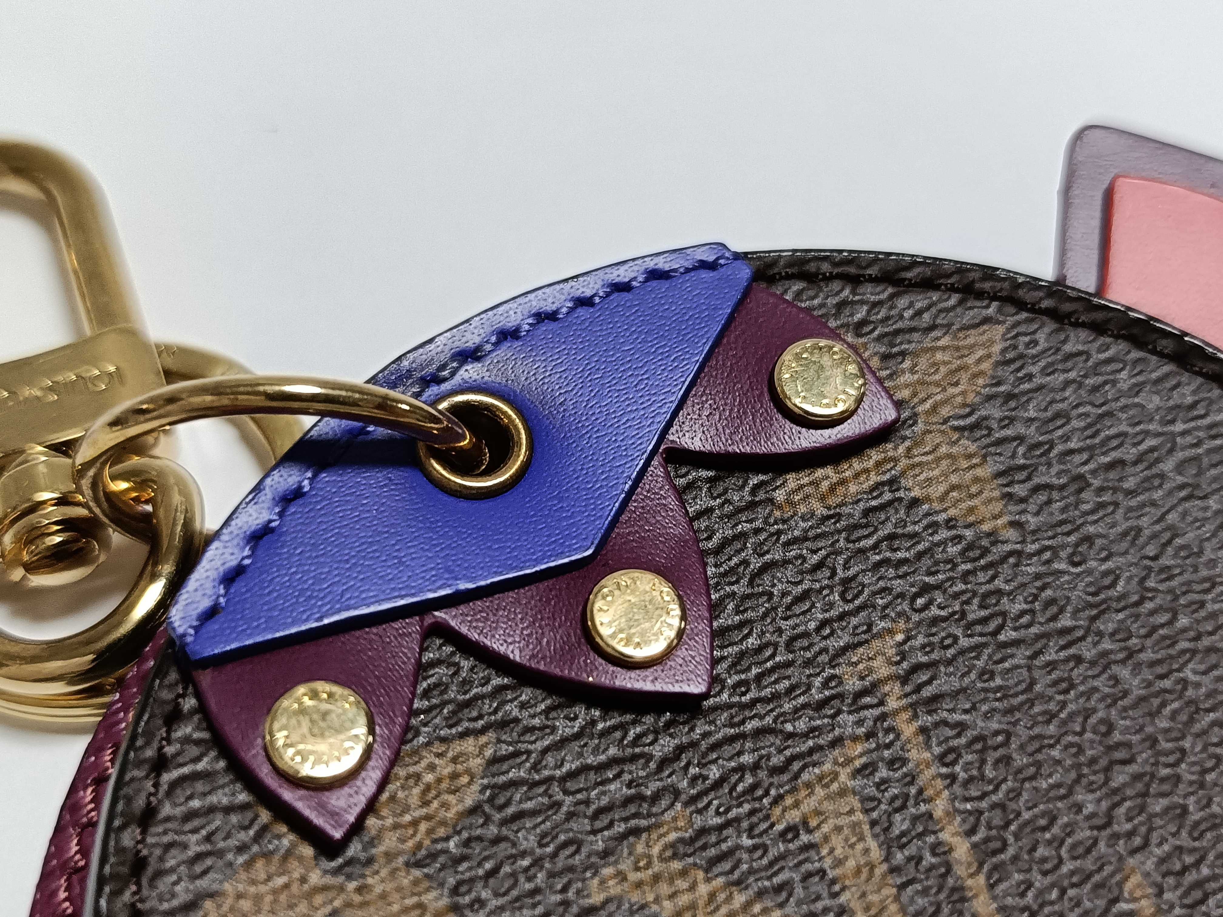 A.LOUIS VUITTON Bag Charm - Monogram Totem Mirror, Compact Mirror, Key Case — view 11