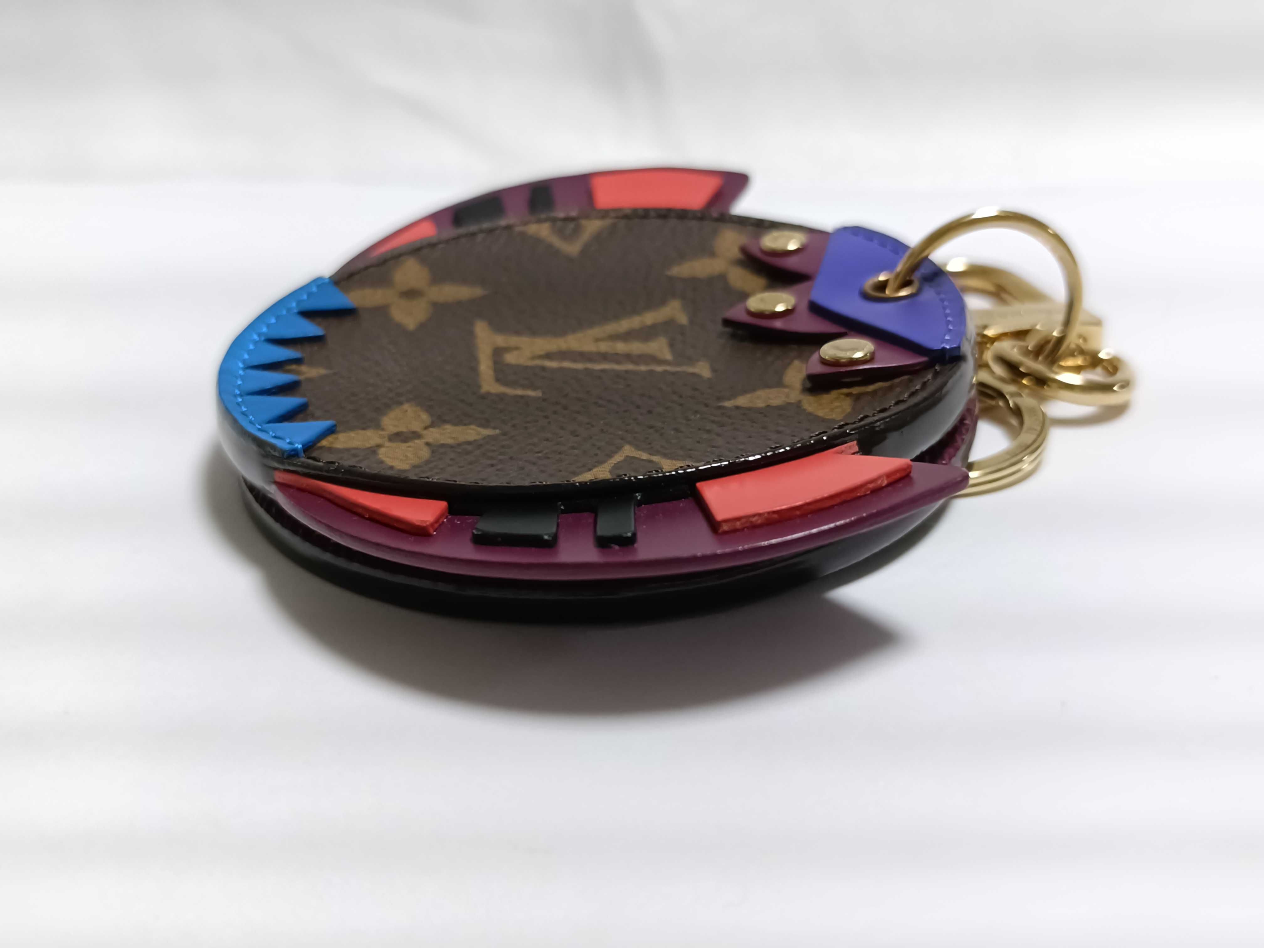 A.LOUIS VUITTON Bag Charm - Monogram Totem Mirror, Compact Mirror, Key Case — view 4