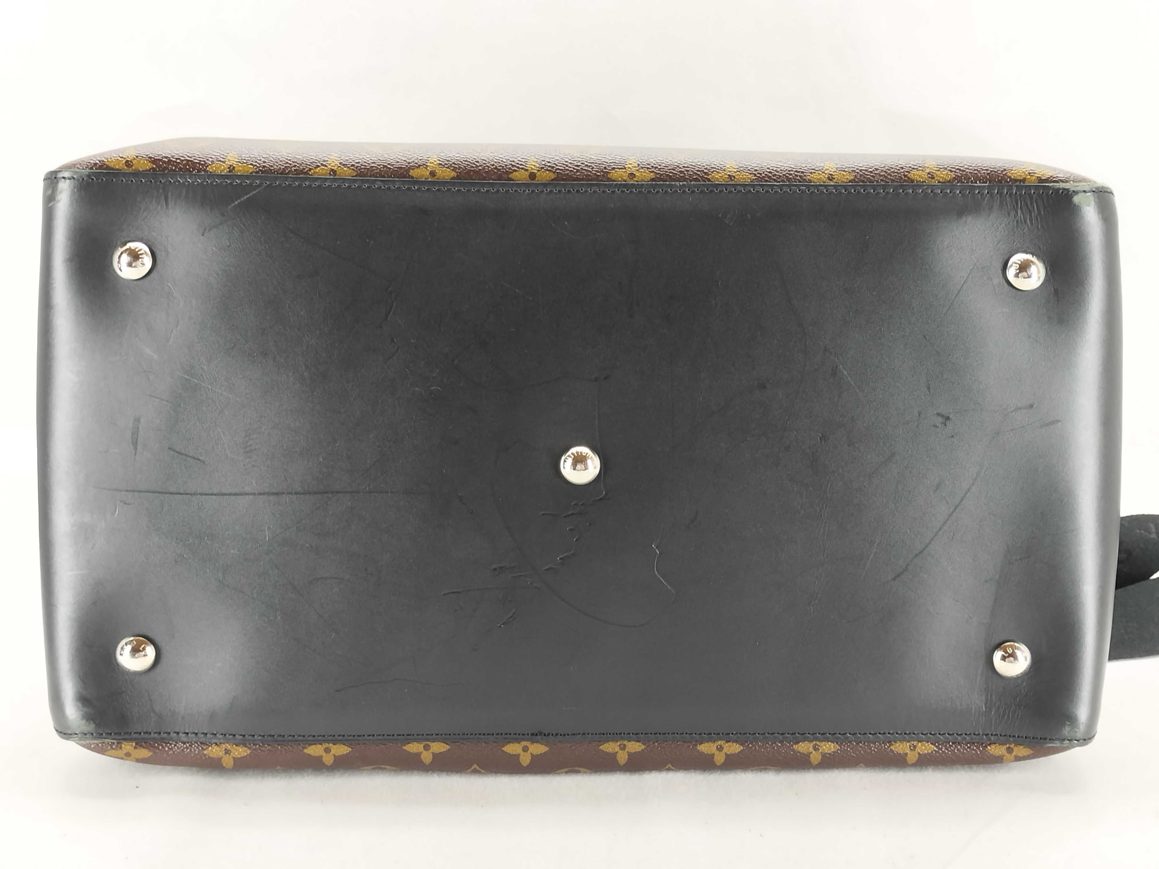 Monogram LV Monogram Macassar Neo Greenwich M56716 Bag — view 8