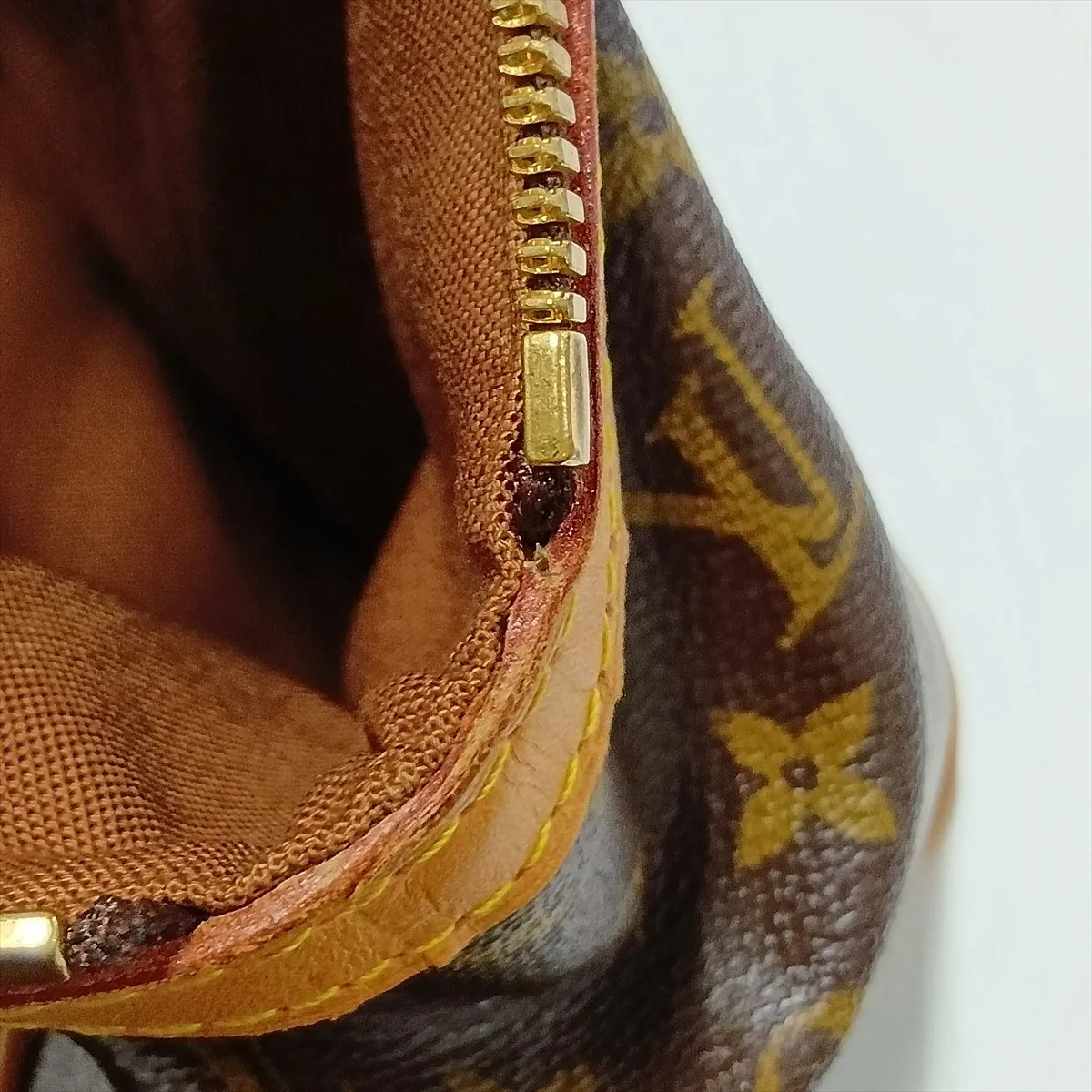 Monogram Tivoli PM M40143 AH0152 Brown — view 11