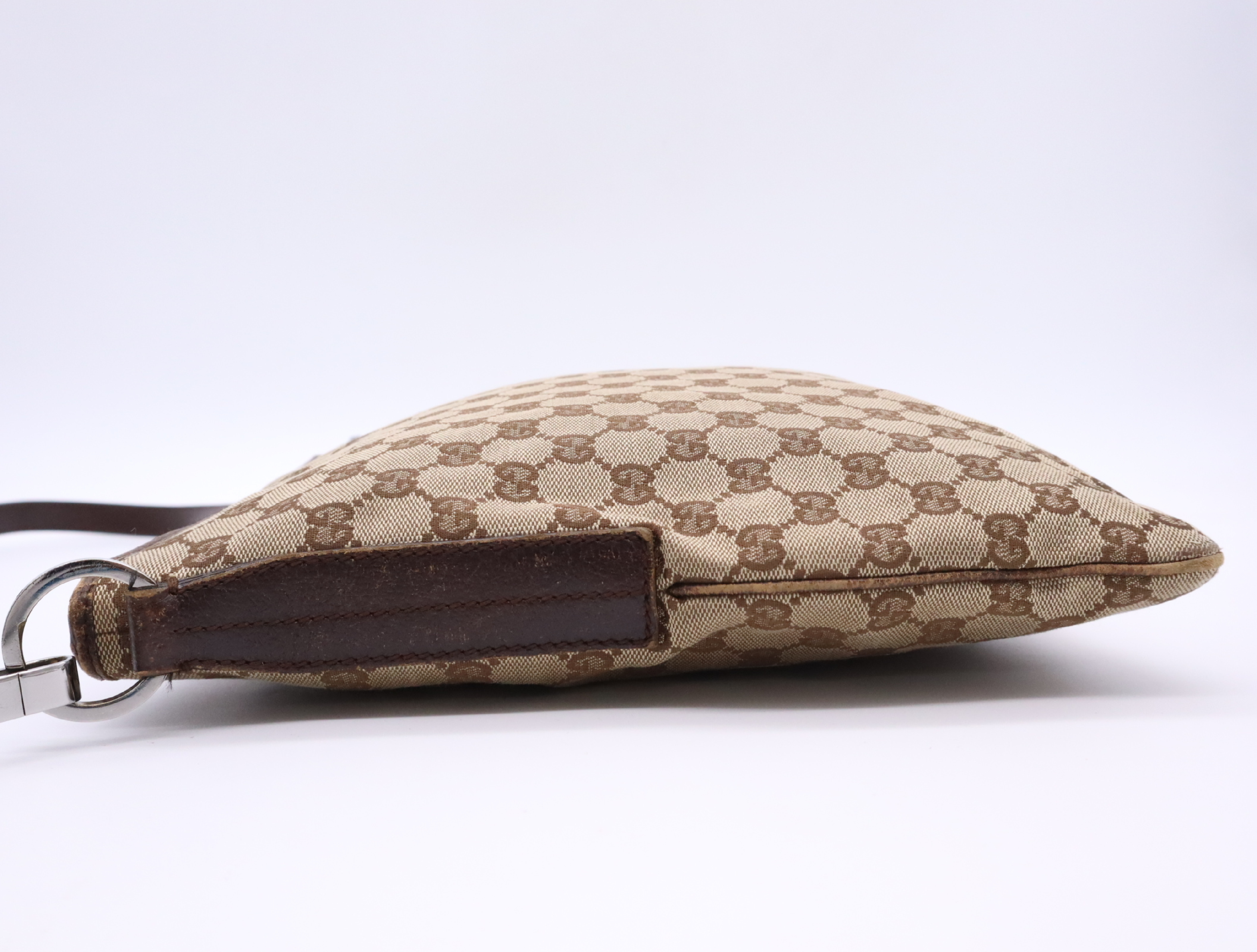 113013 GG Canvas Beige Brown Shoulder Bag — view 3