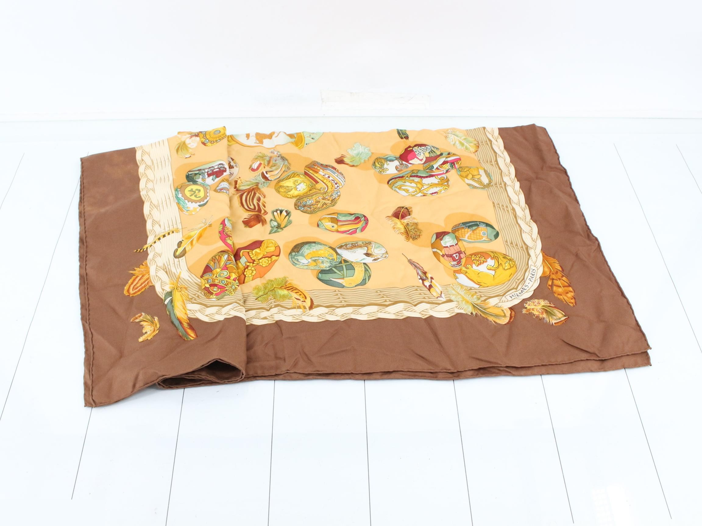 scarf — view 3