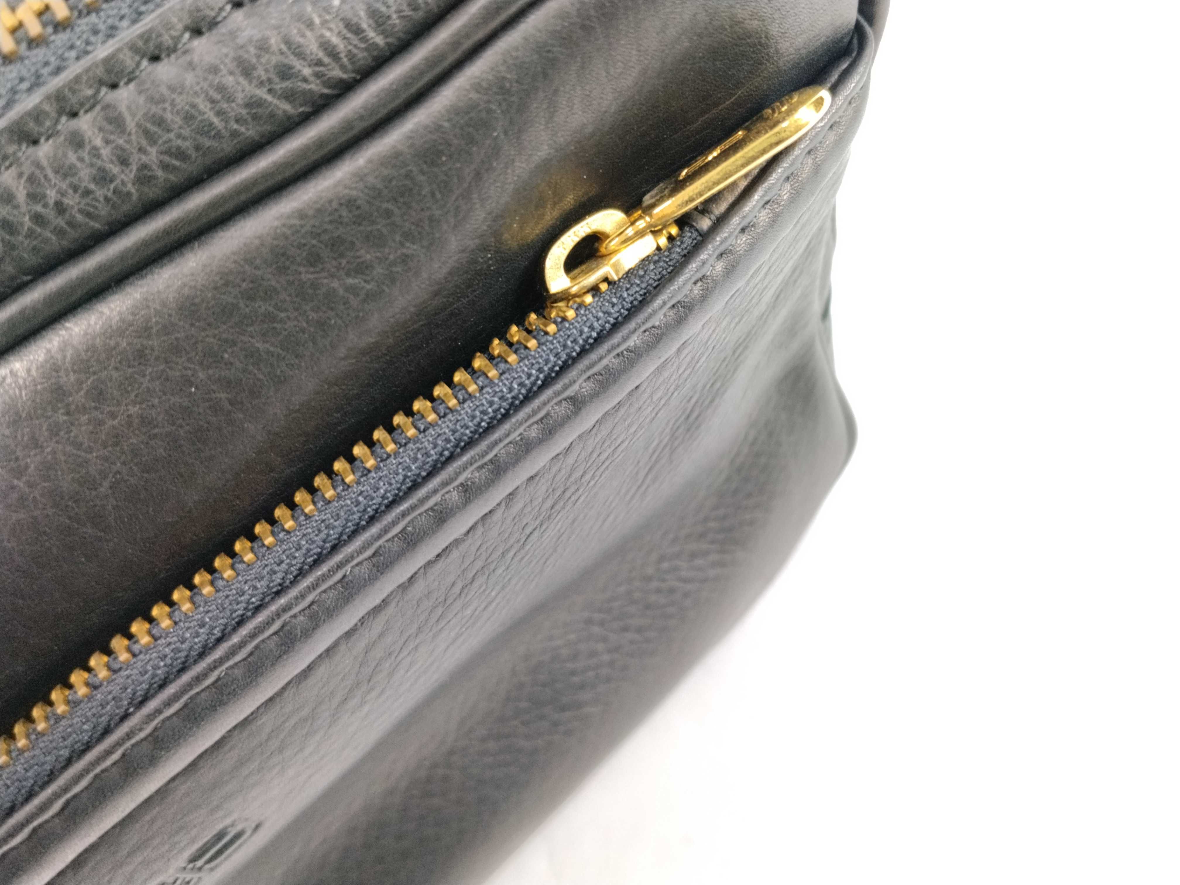 Shoulder Bag BB Logo Black Leather Clutch Bag — view 7