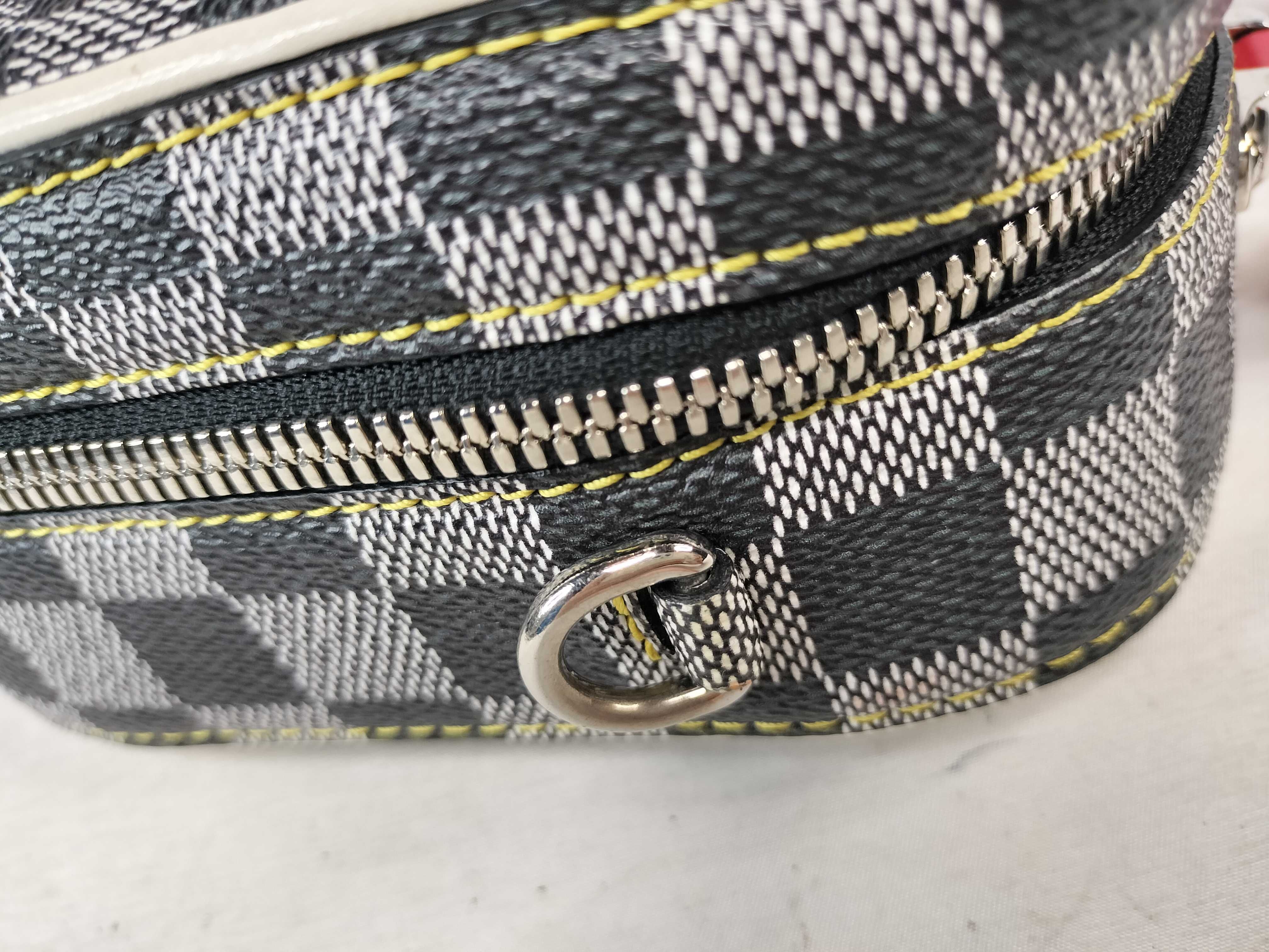 Valisette BB N40233 Damier Multicolor Handbag Shoulder Bag — view 5