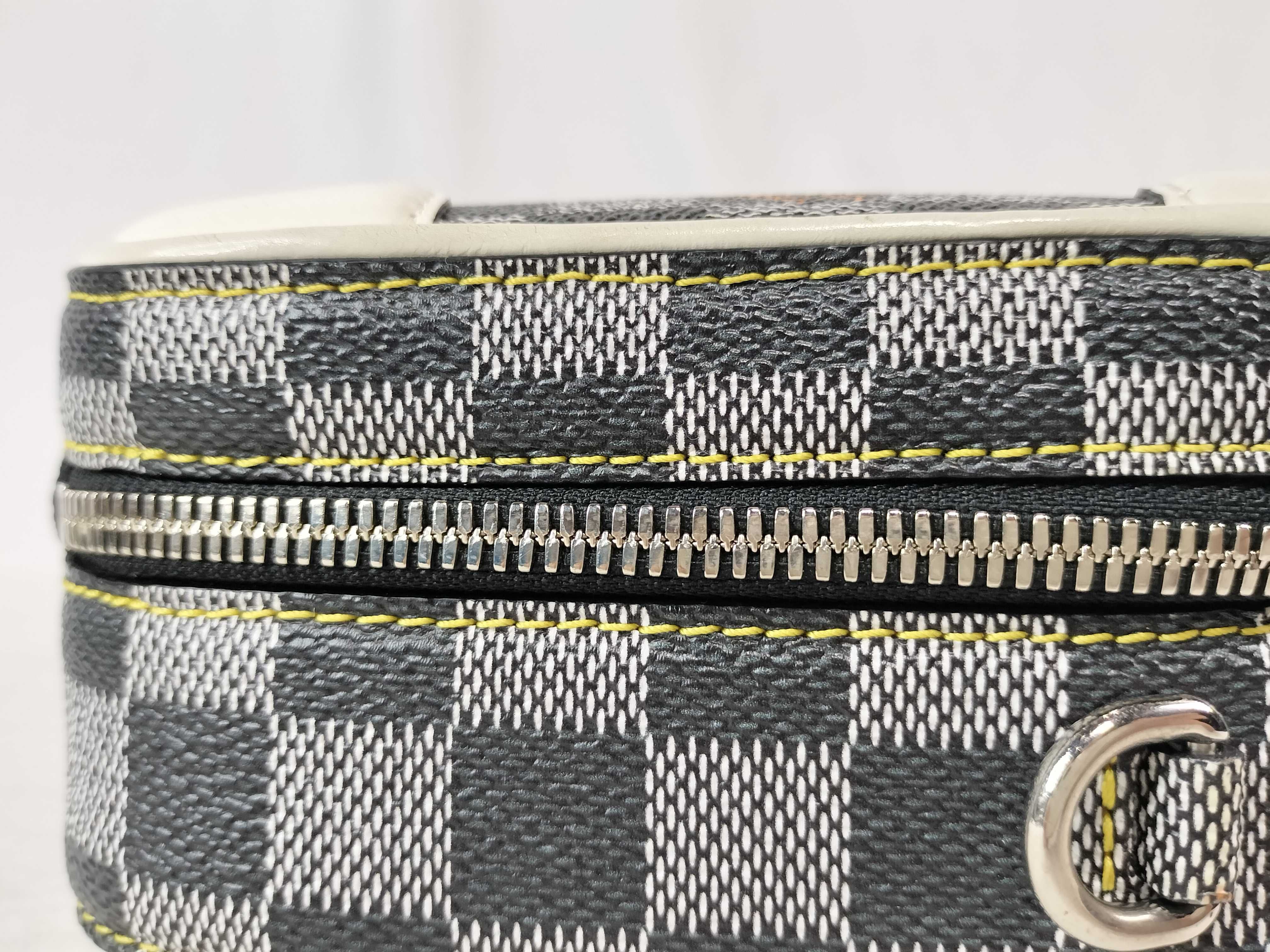 Valisette BB N40233 Damier Multicolor Handbag Shoulder Bag — view 6