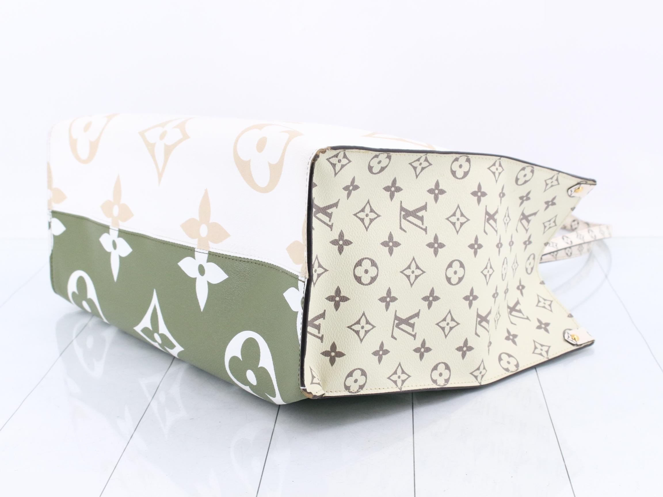 Monogram Giant OnTheGo GM 2-Way Tote Bag — view 6