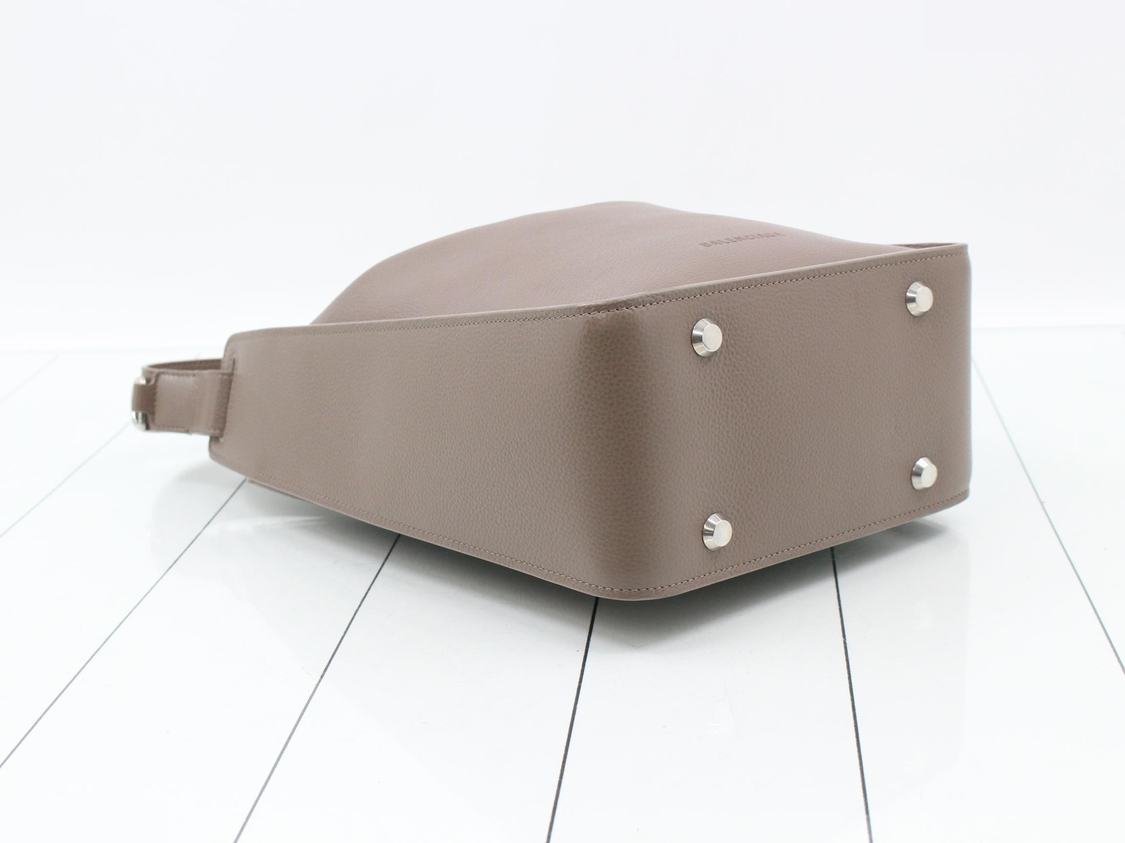 North South Leather 2-Way Handbag — view 5