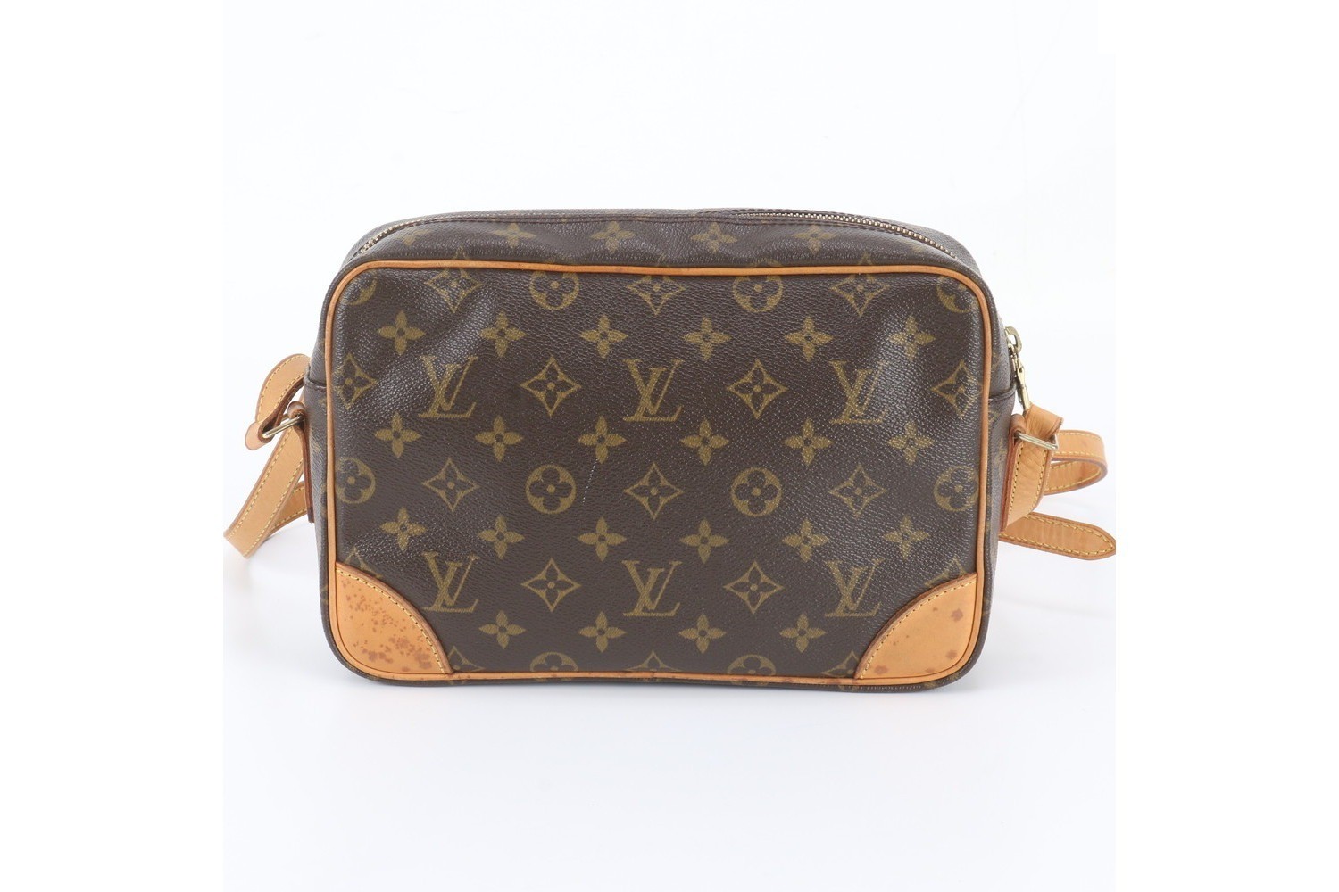 Monogram Trocadero 27 M51274 Leather Shoulder Bag — view 3