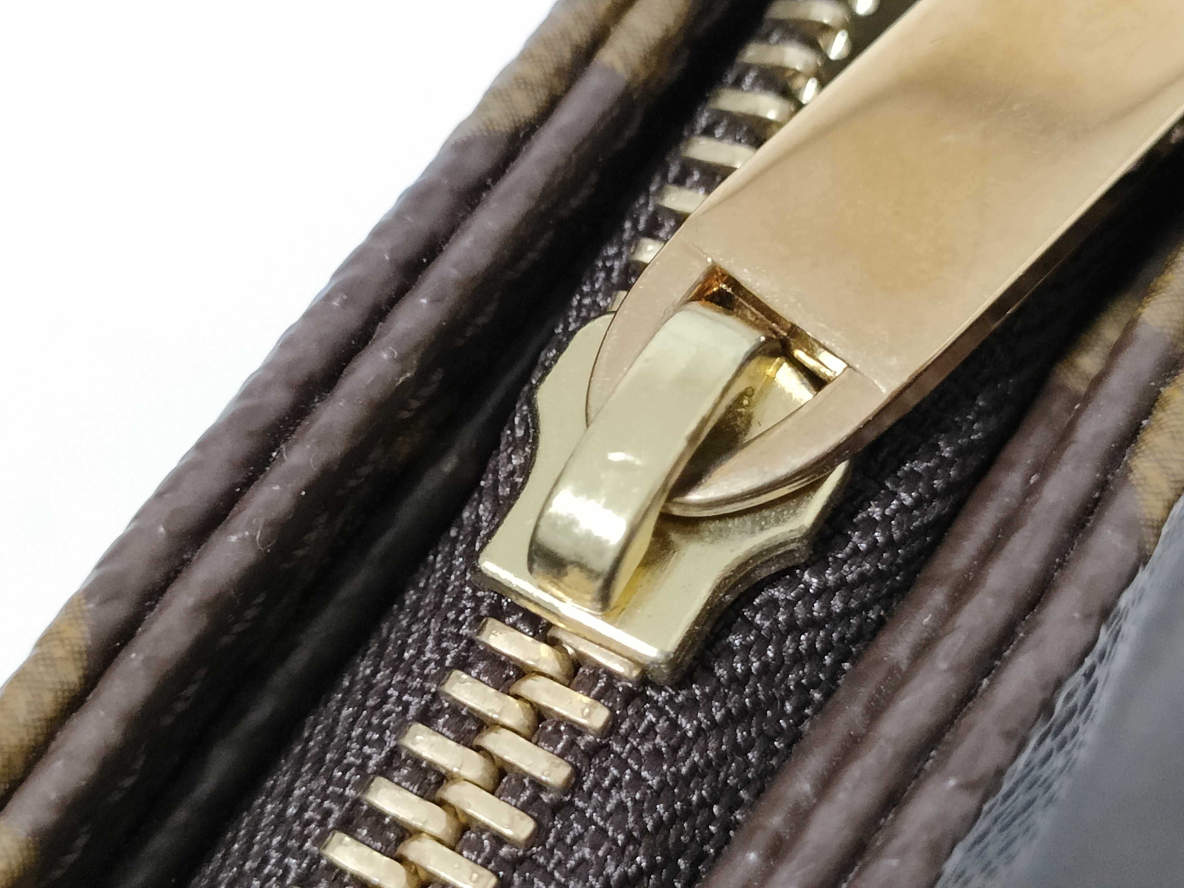 Monogram M51146 Looping MM Shoulder Bag — view 9