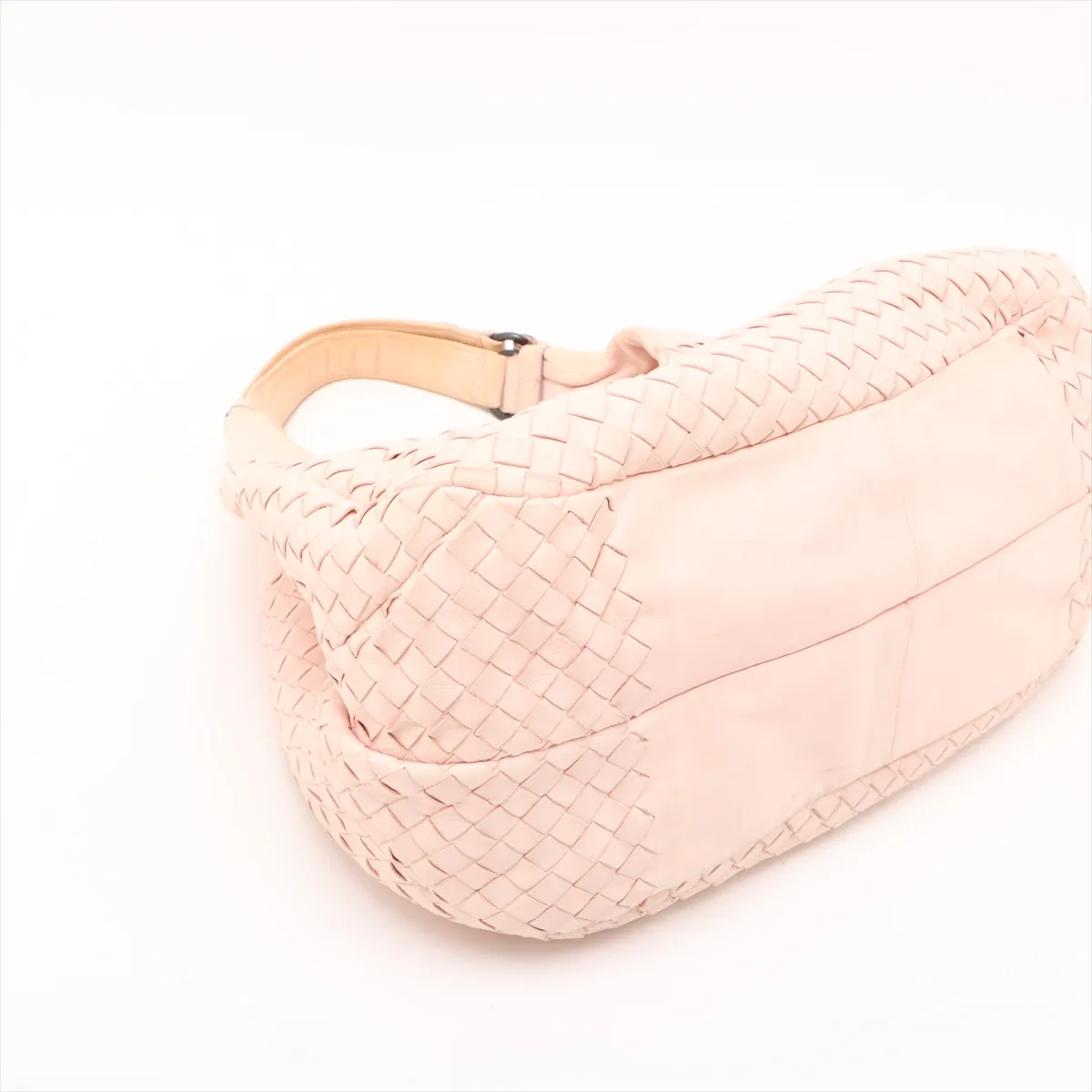 Intrecciato Campana Leather Shoulder Bag Pink 125787 — view 4