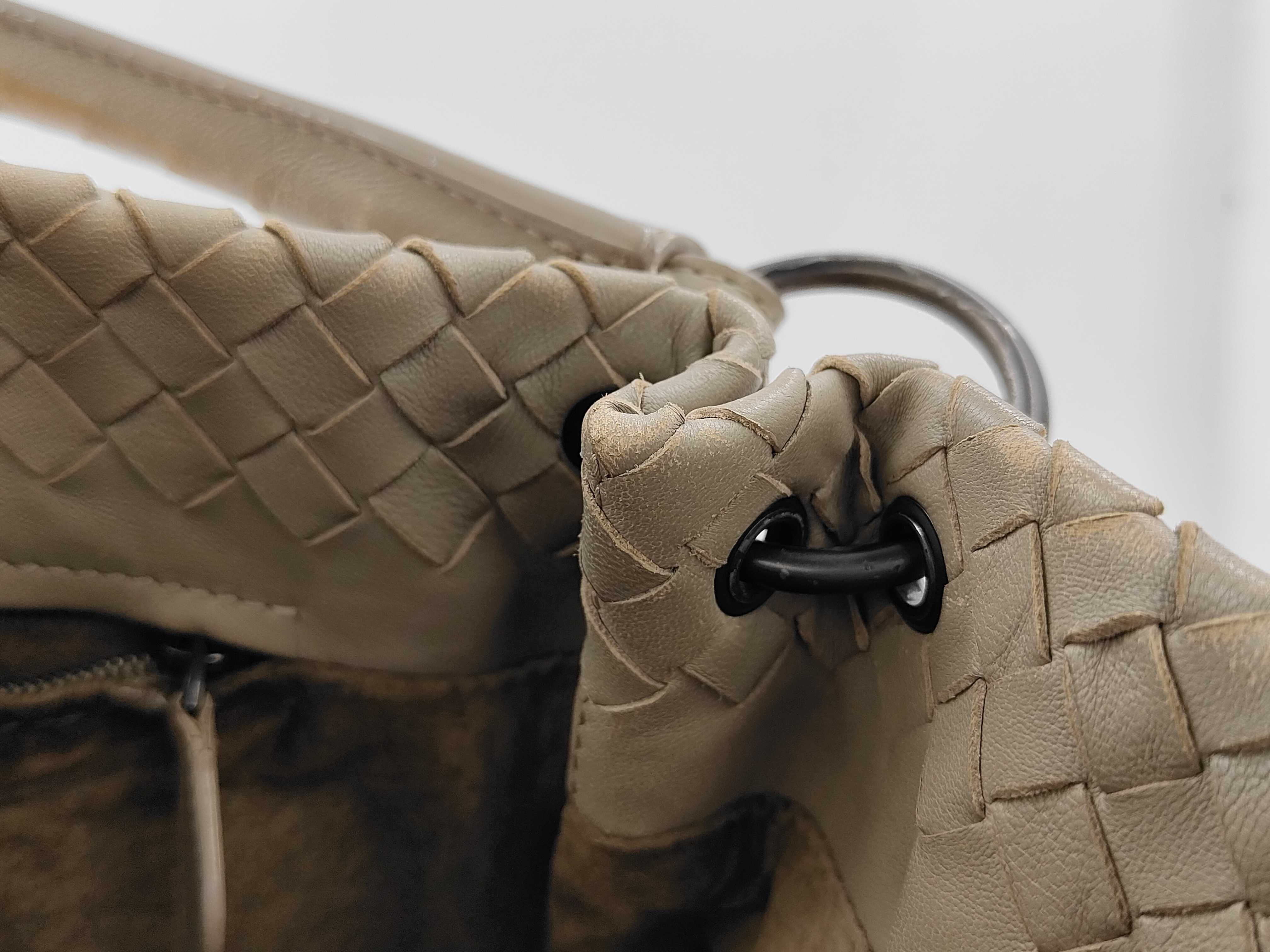 Intrecciato Leather Handbag — view 10