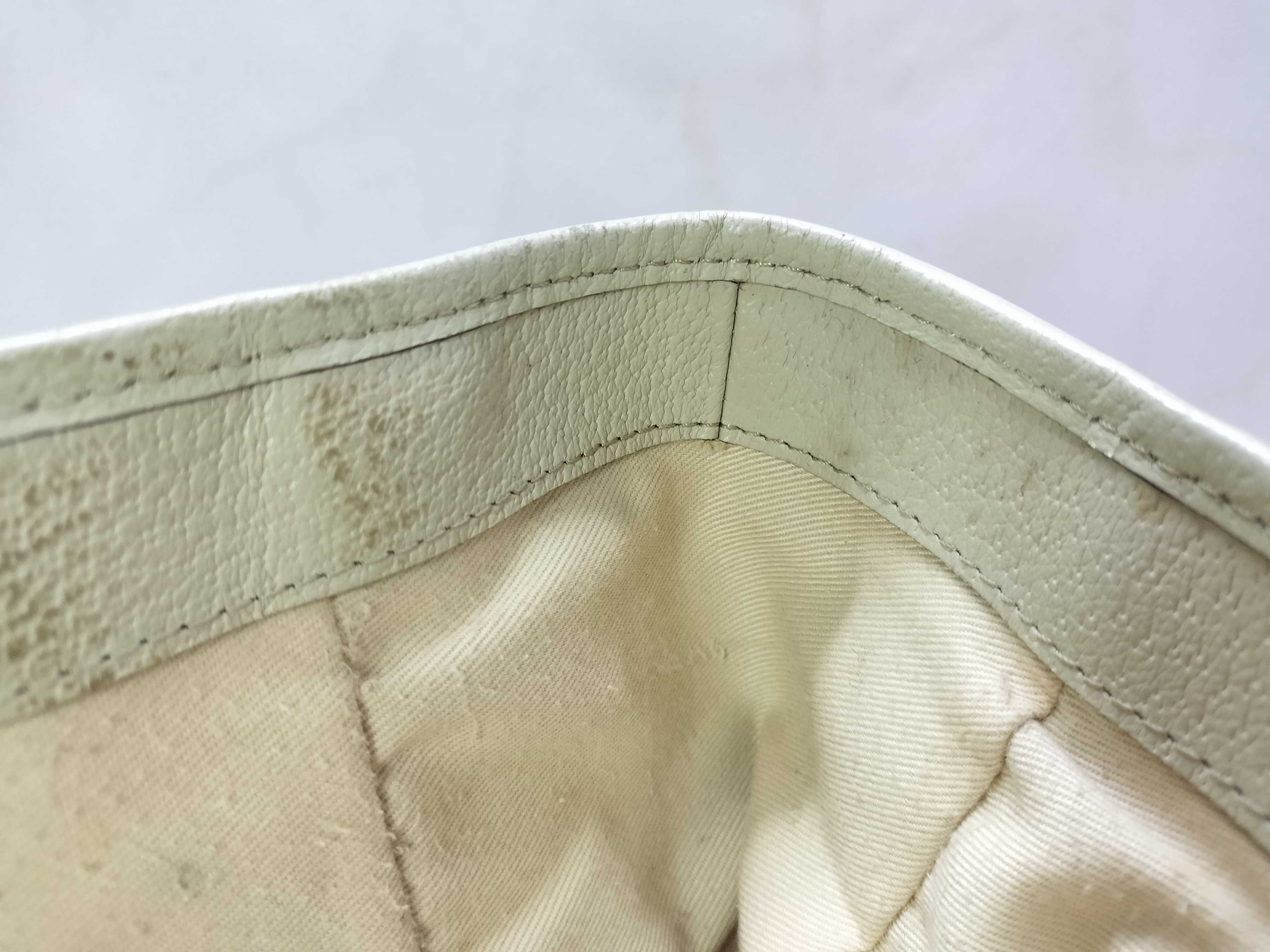 GG Canvas Gucci Handbag Tote Bag — view 13