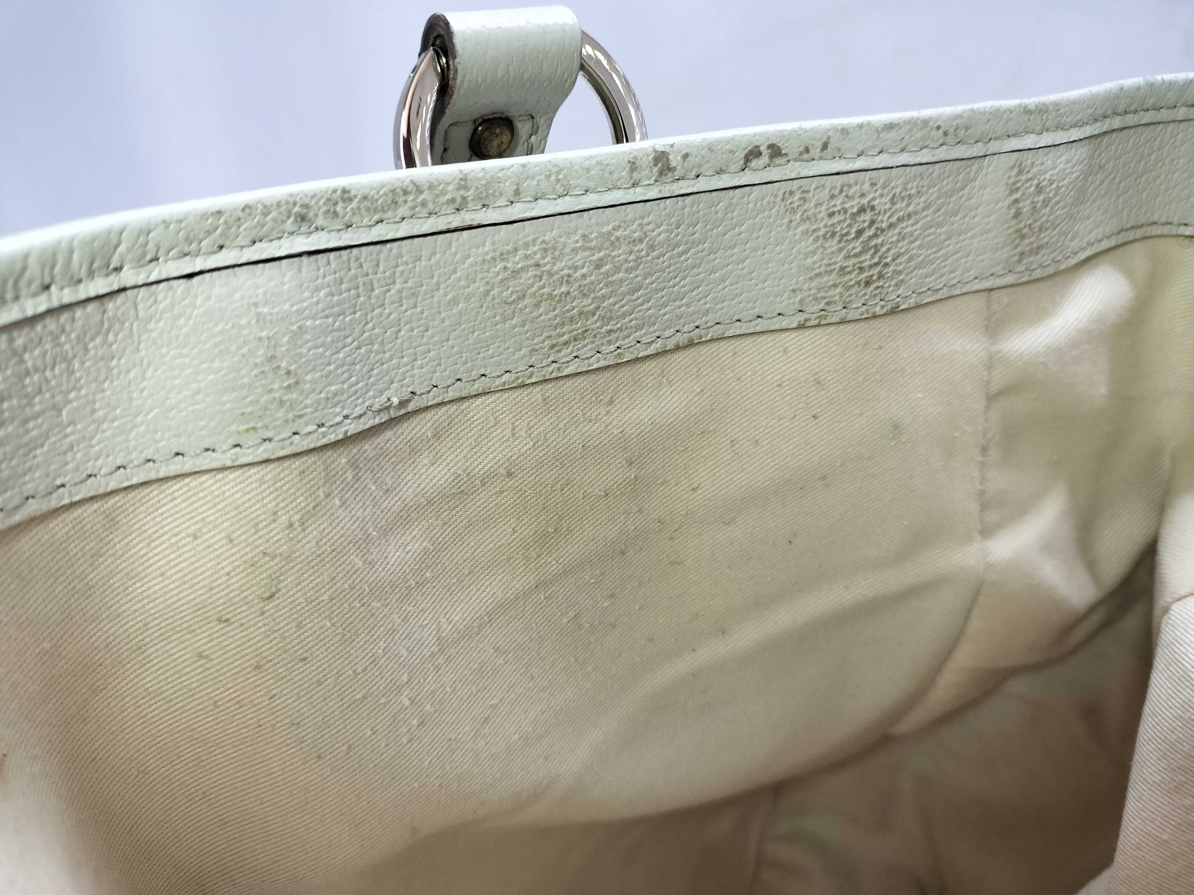 GG Canvas Gucci Handbag Tote Bag — view 14