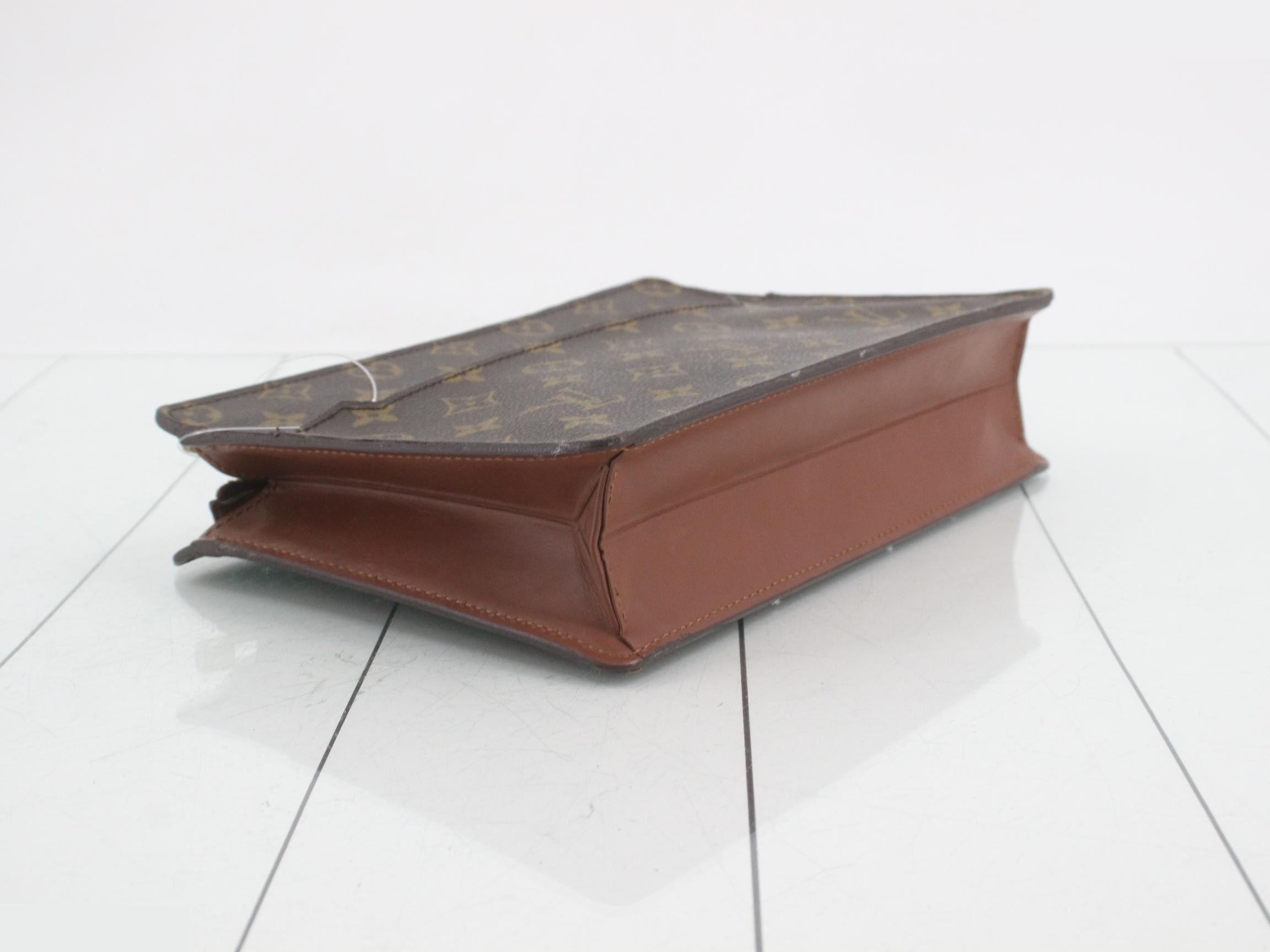 LV Pochette Homme — view 5