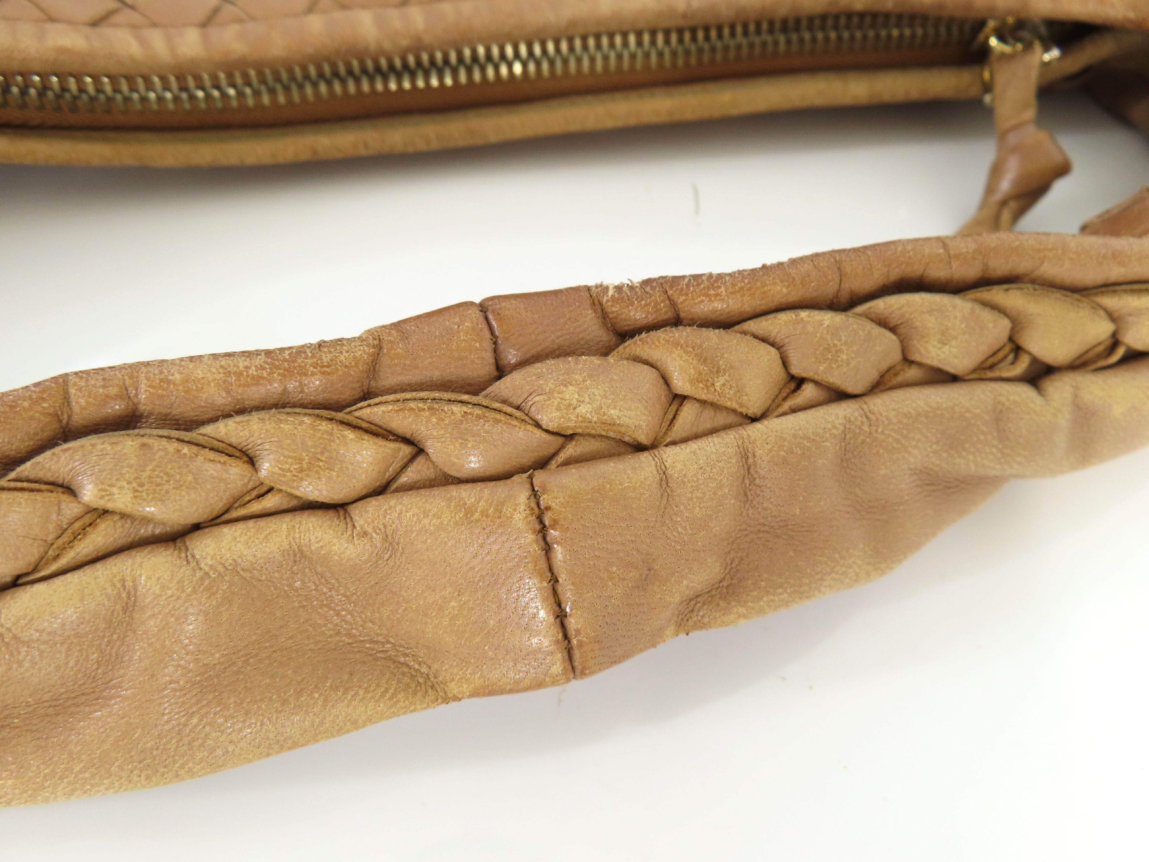 Intrecciato Hobo Bag (Brown) Handbag — view 4
