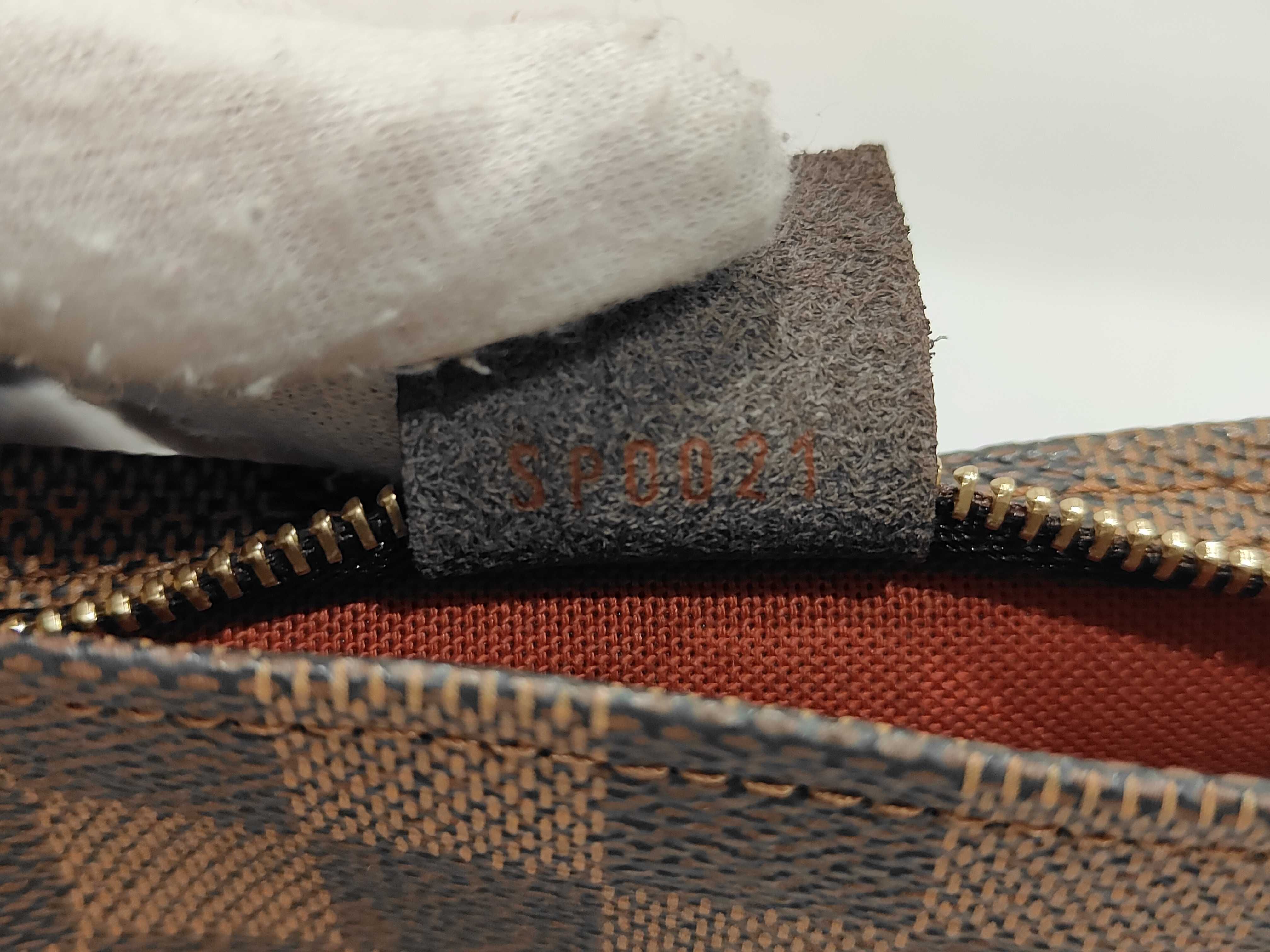 Damier Trousse Makeup N51982 Shoulder Bag — view 13