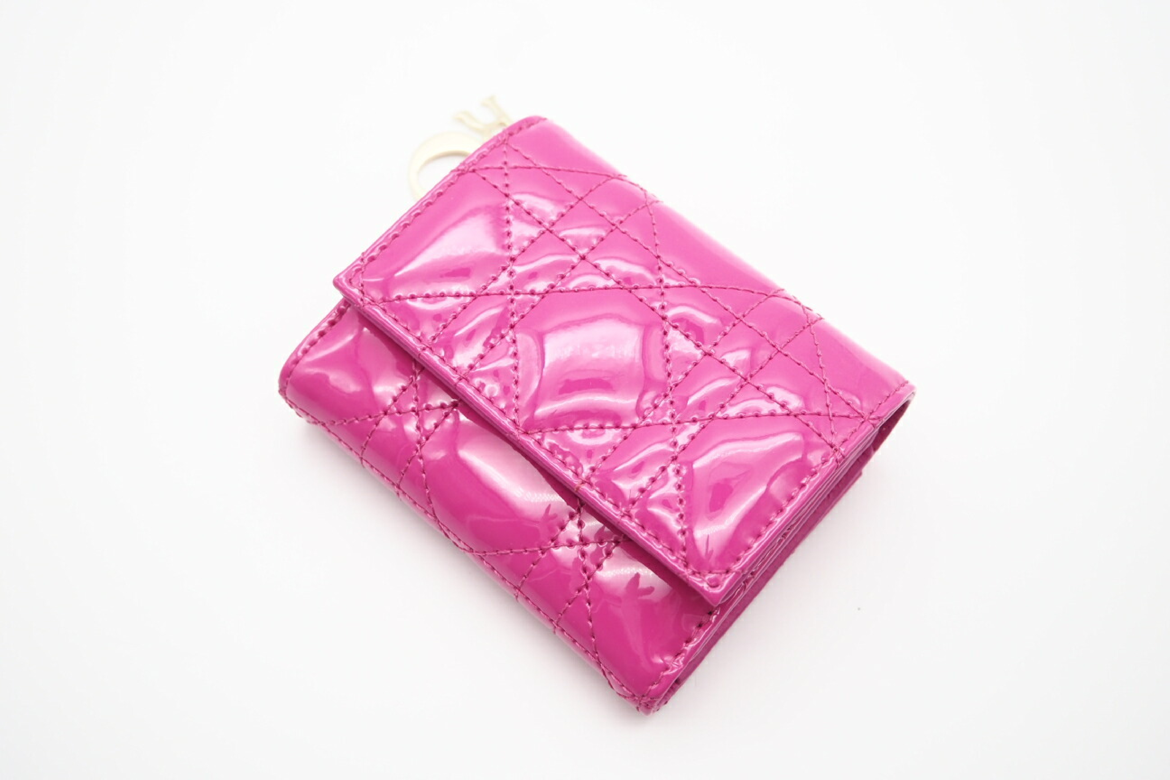 S0181OVRB_M16F Patent Calfskin Cannage Wallet Pink — view 6