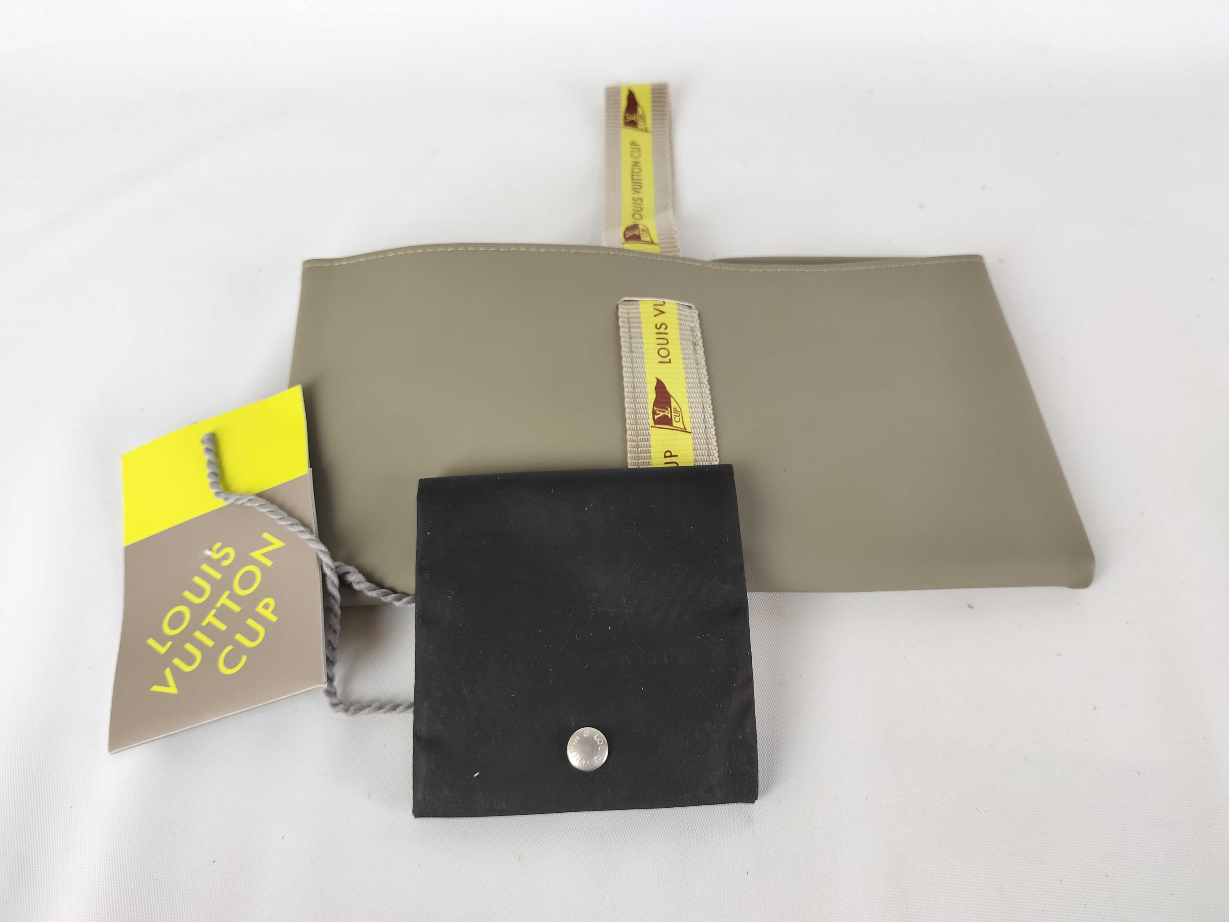 LV Cup Kiwi Keyring and other accessories — view 8