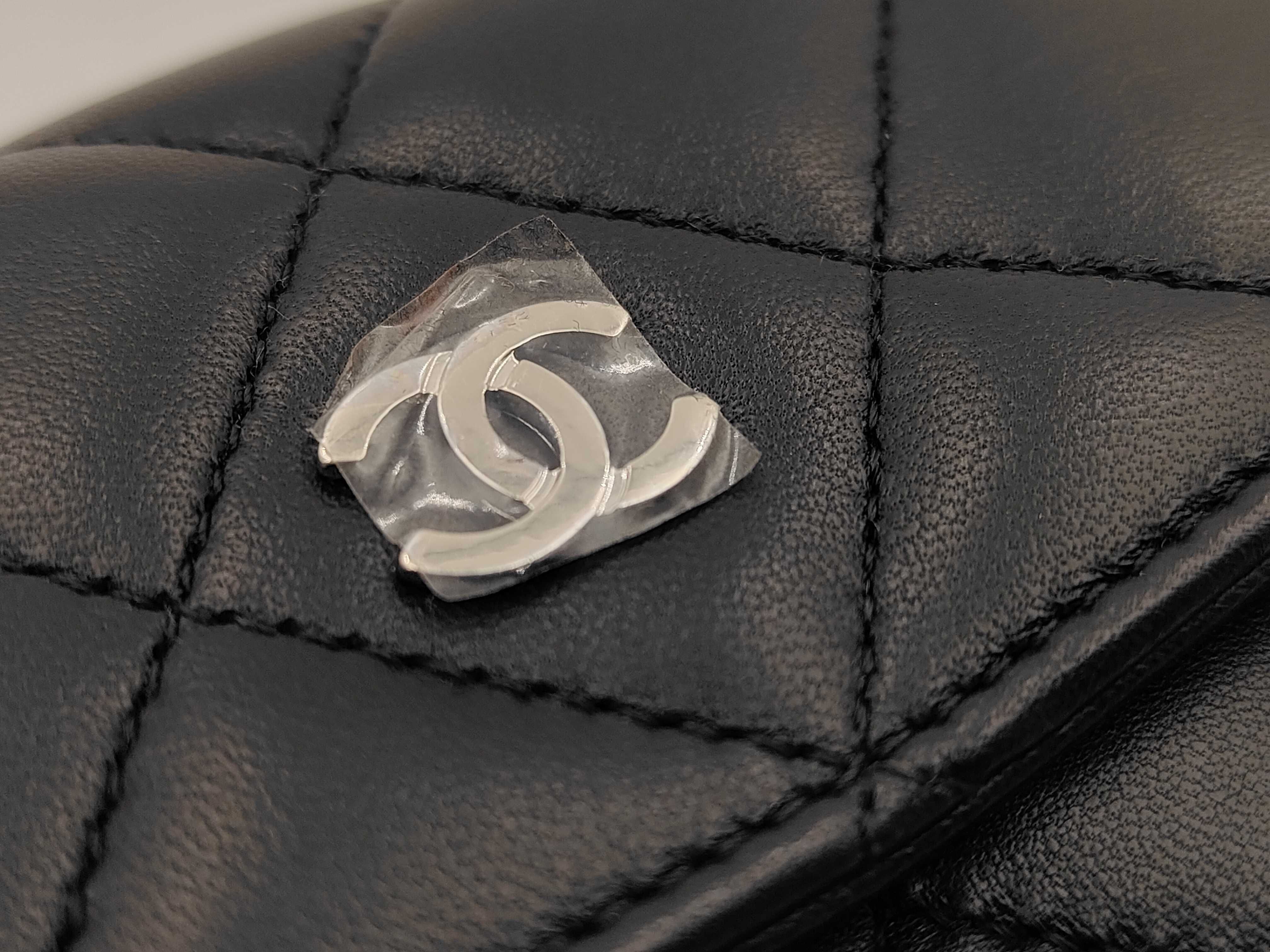 Matelassé Lambskin Wallet (Serial Number 22) — view 8