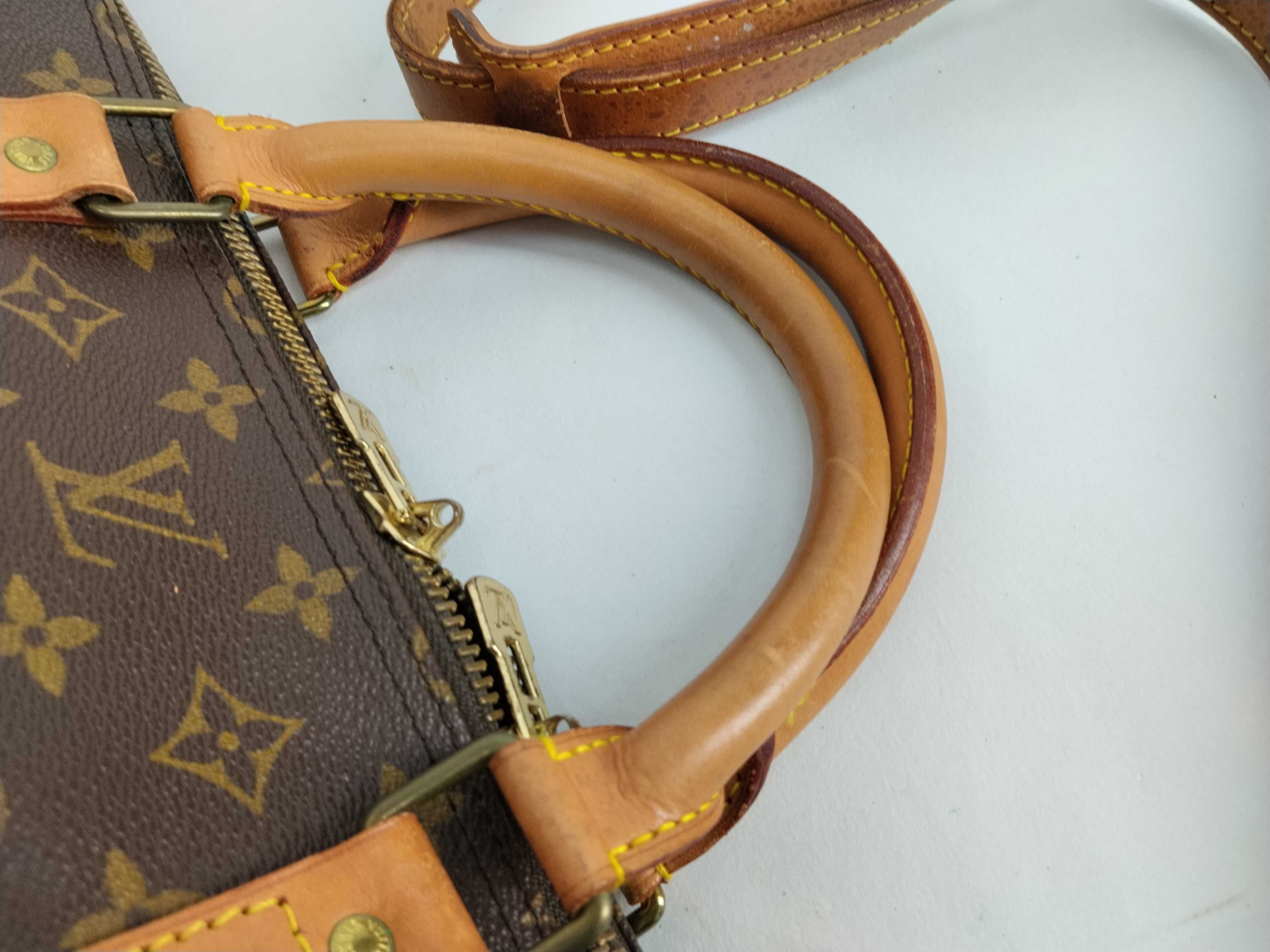 Monogram Vuitton Keepall Bandoulière 60 Boston Bag with Shoulder Strap — view 4