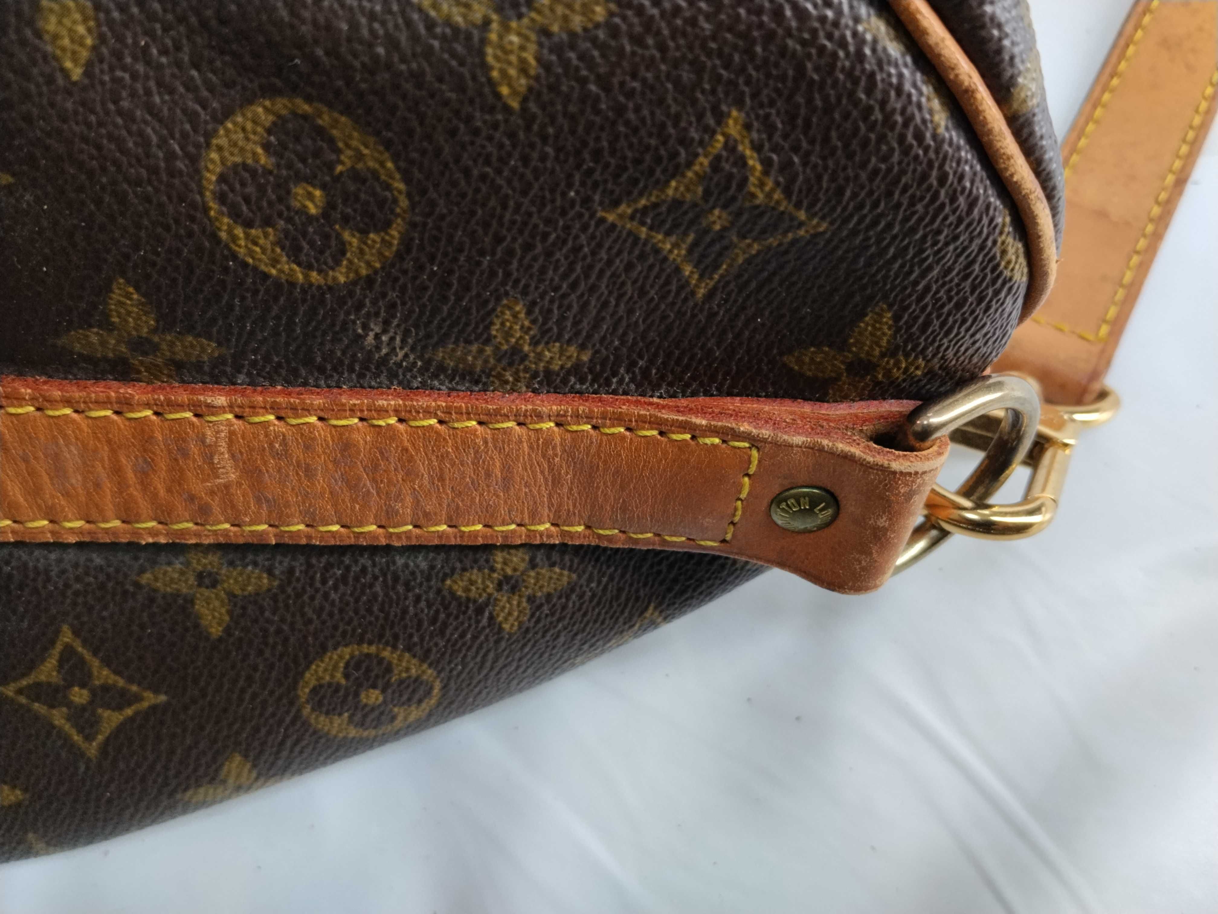 Monogram Vuitton Keepall Bandoulière 60 Boston Bag with Shoulder Strap — view 7