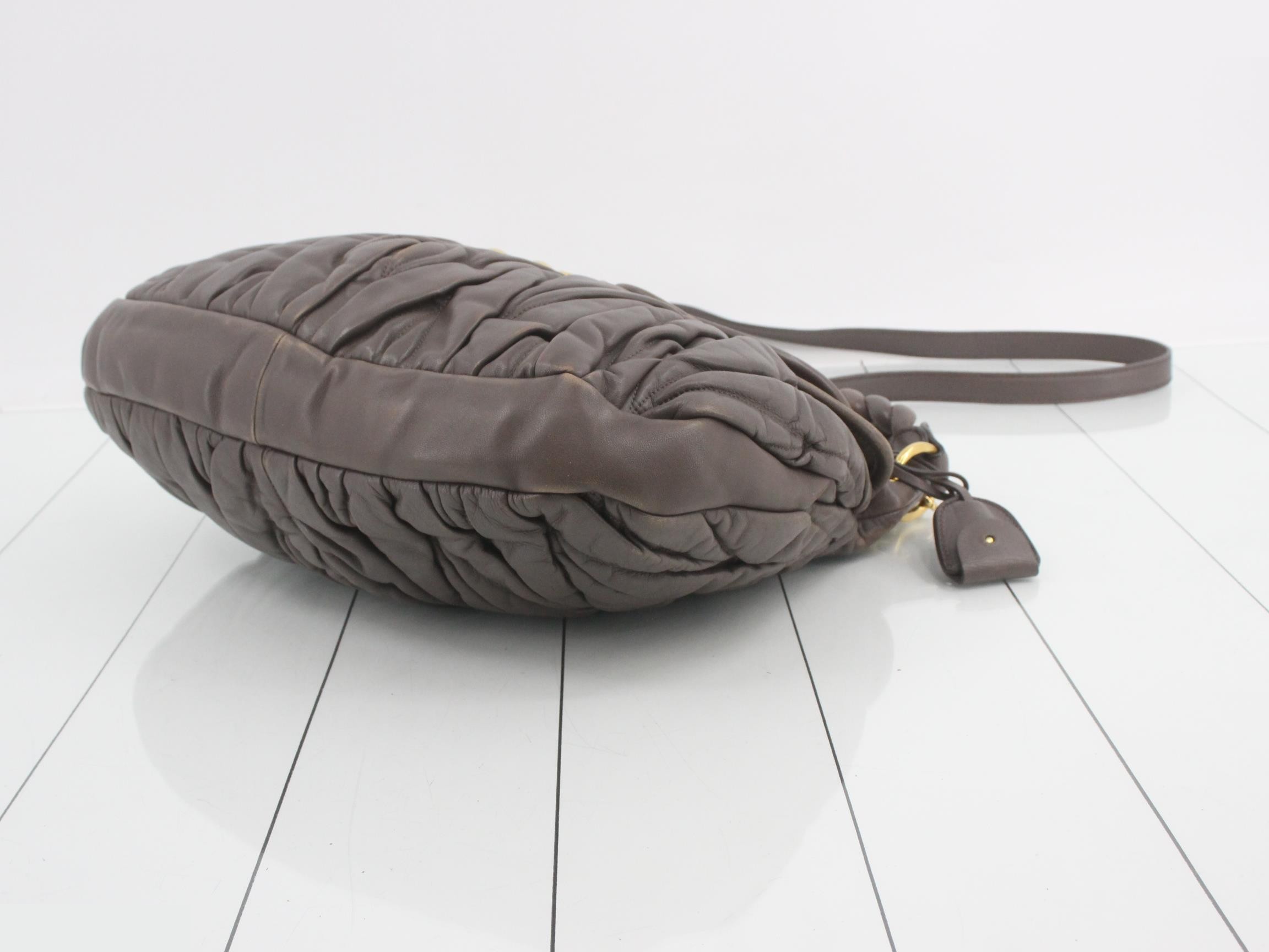 Hand-carved calfskin, brown — view 6