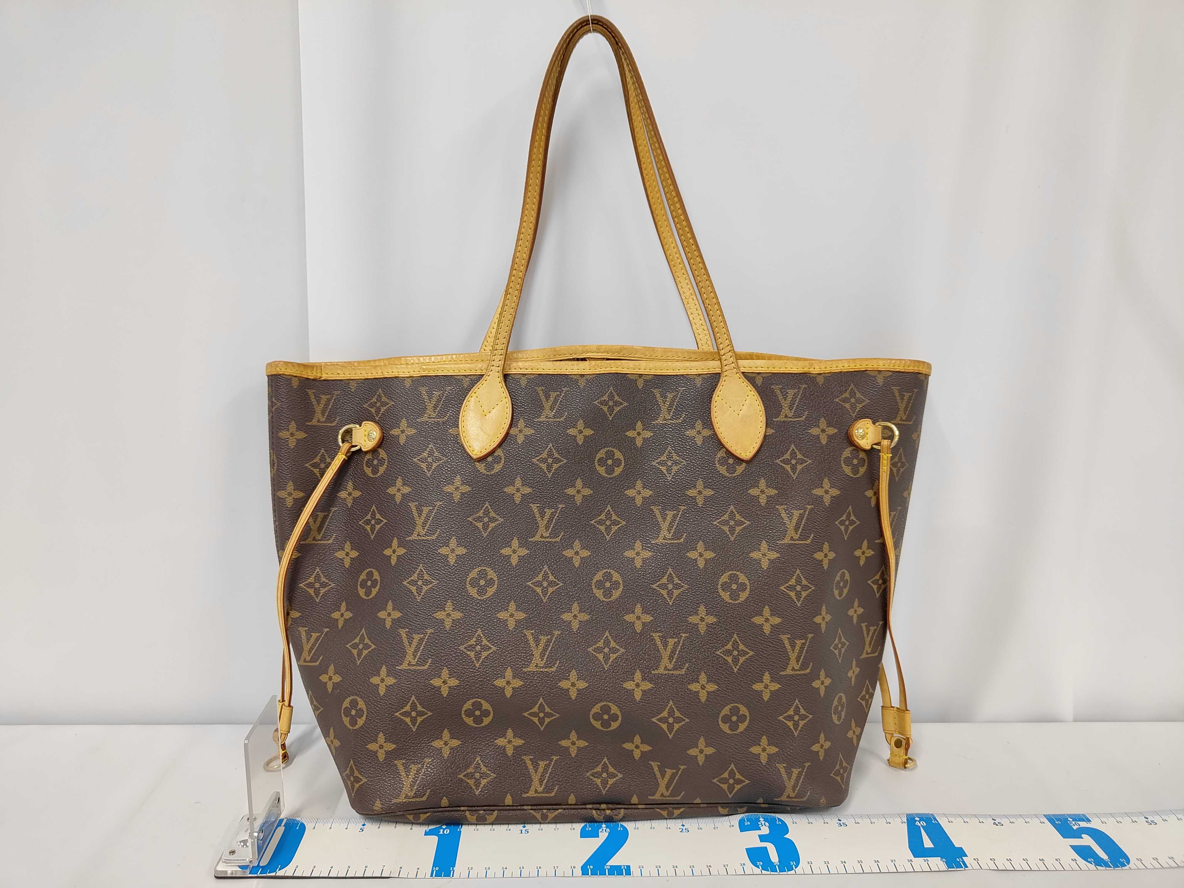 Neverfull MM Monogram M40156 Tote Bag — view 2