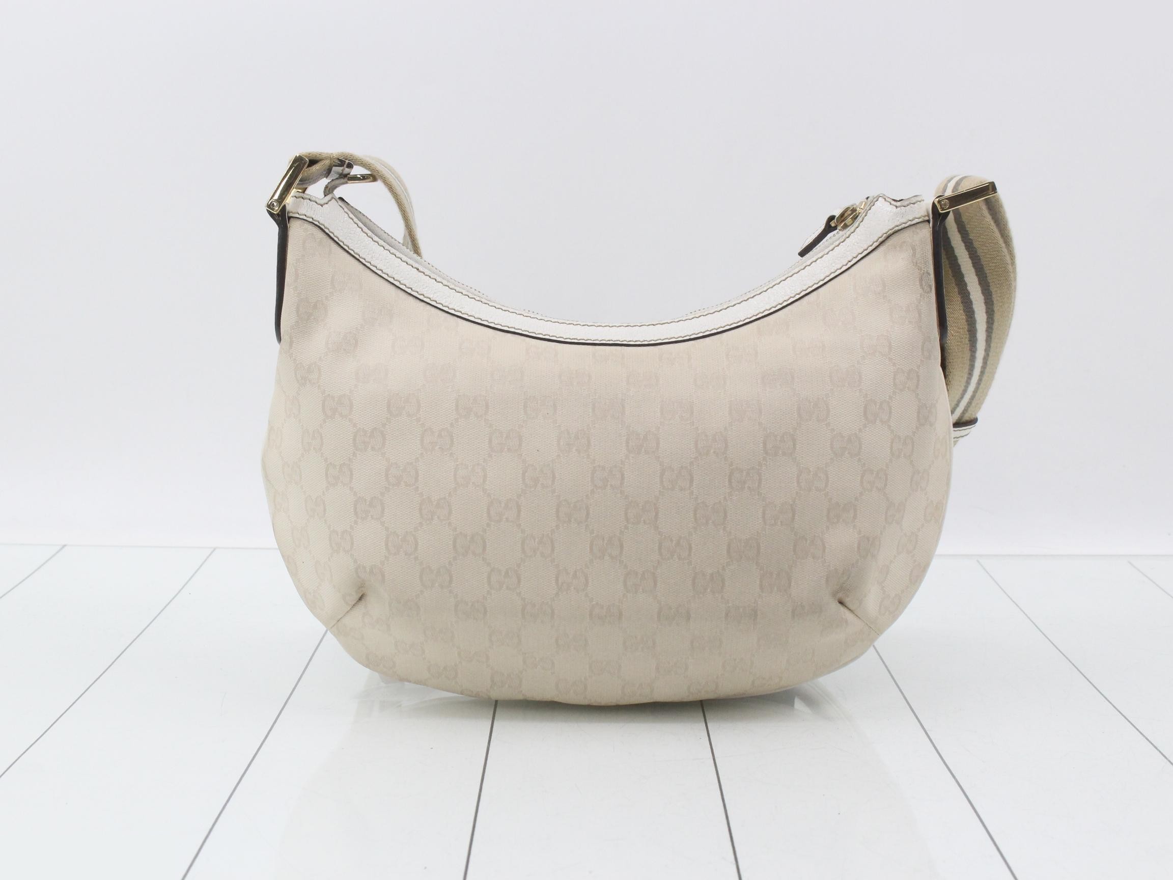 GG Canvas Sherry Shoulder Bag — view 2