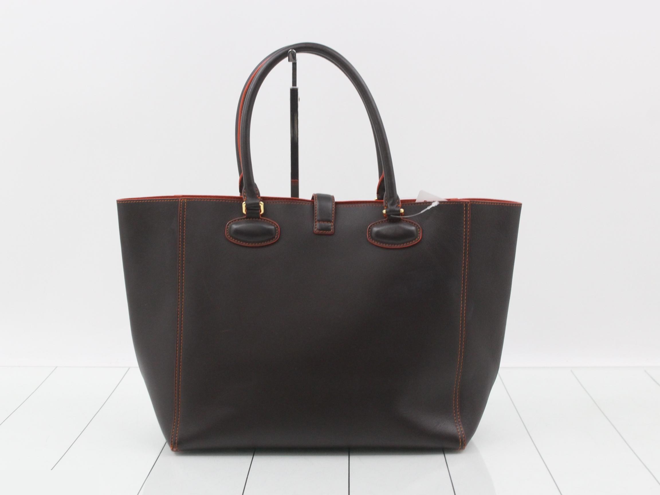 Leather Leo tote bag, brown and orange, gold hardware, with pouch. — view 2
