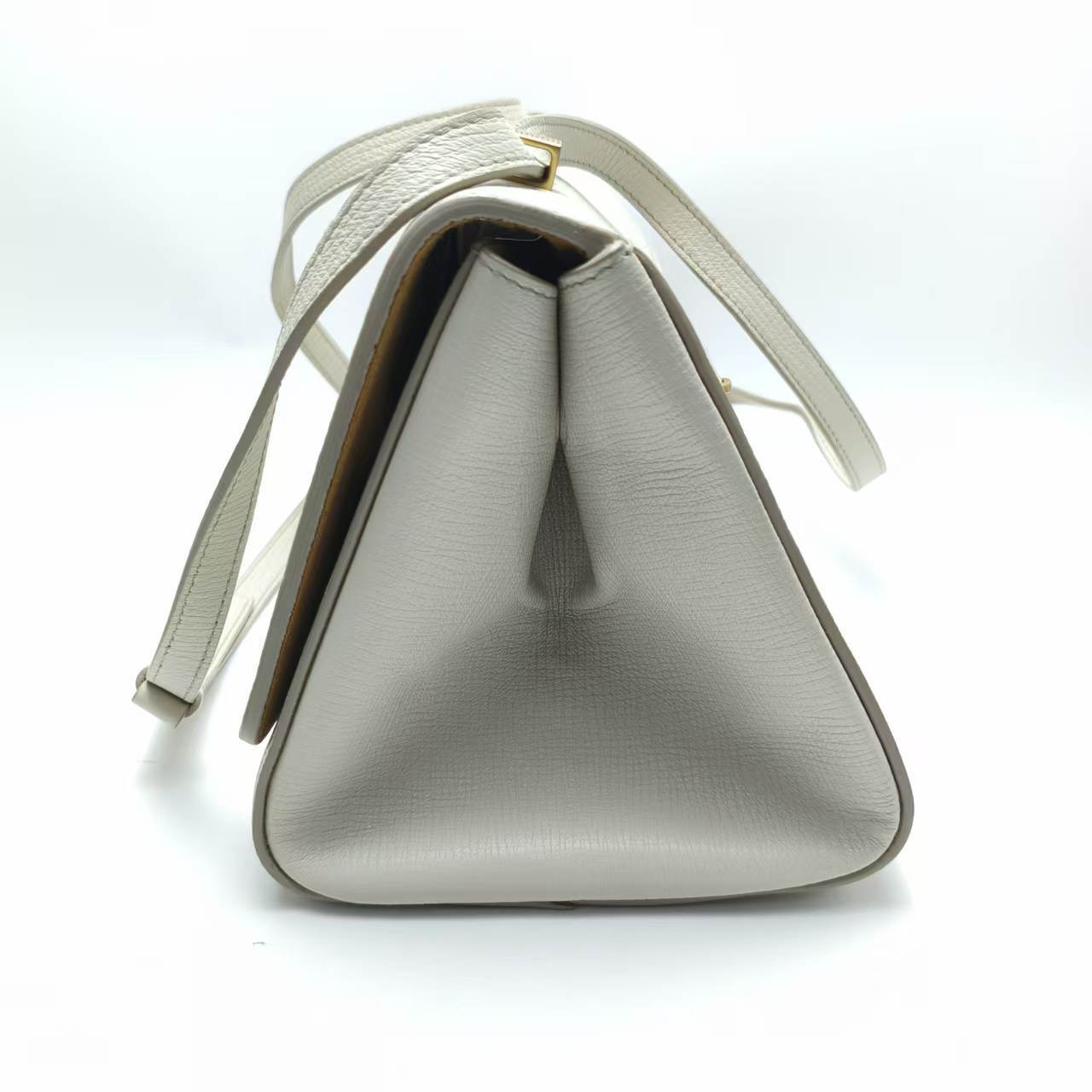 【*Shipped from: China*】BOTTEGA VENETA Angle Leather Shoulder Bag — view 3