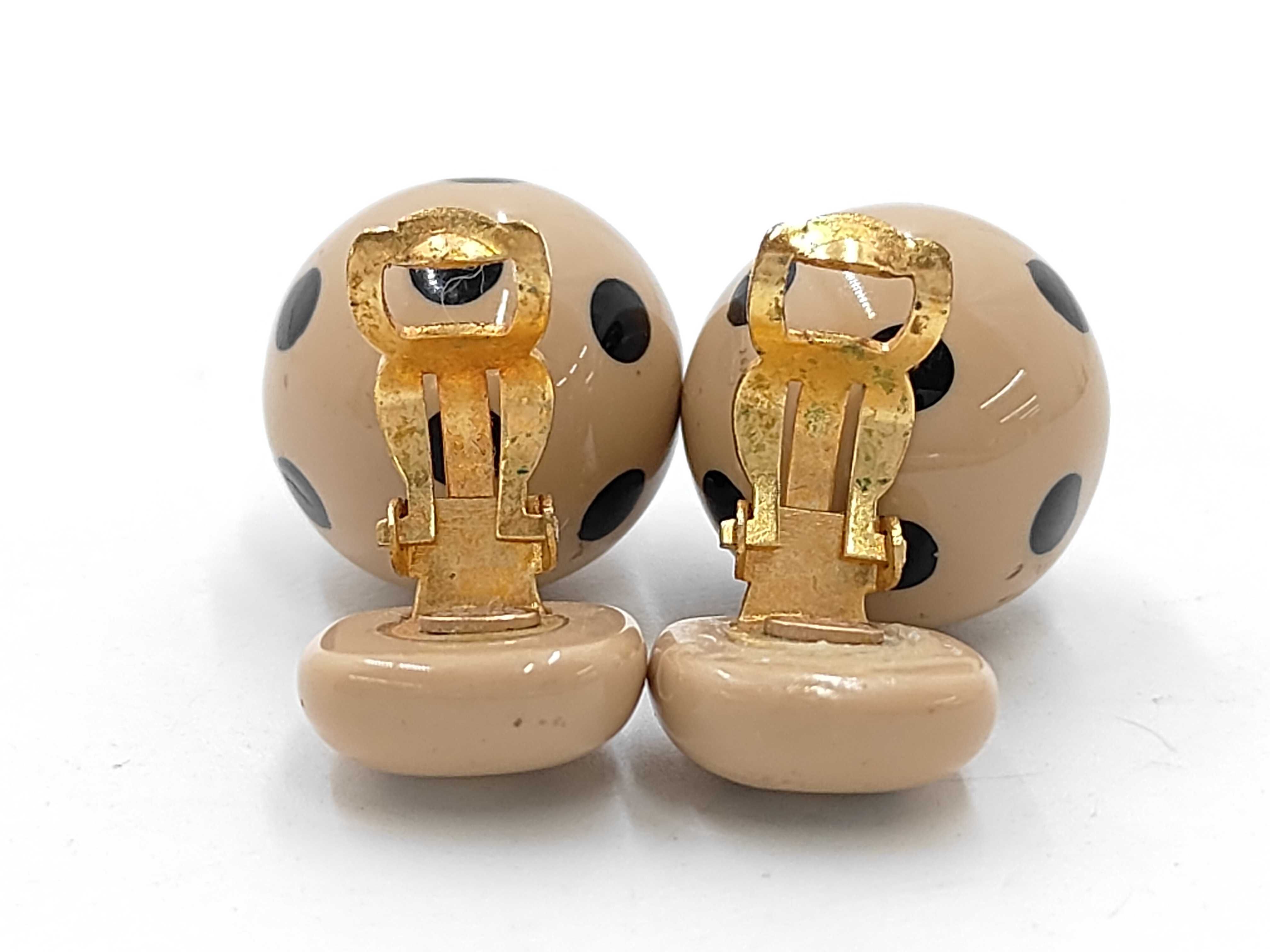earrings, Coco Mark ball design, beige. — view 4
